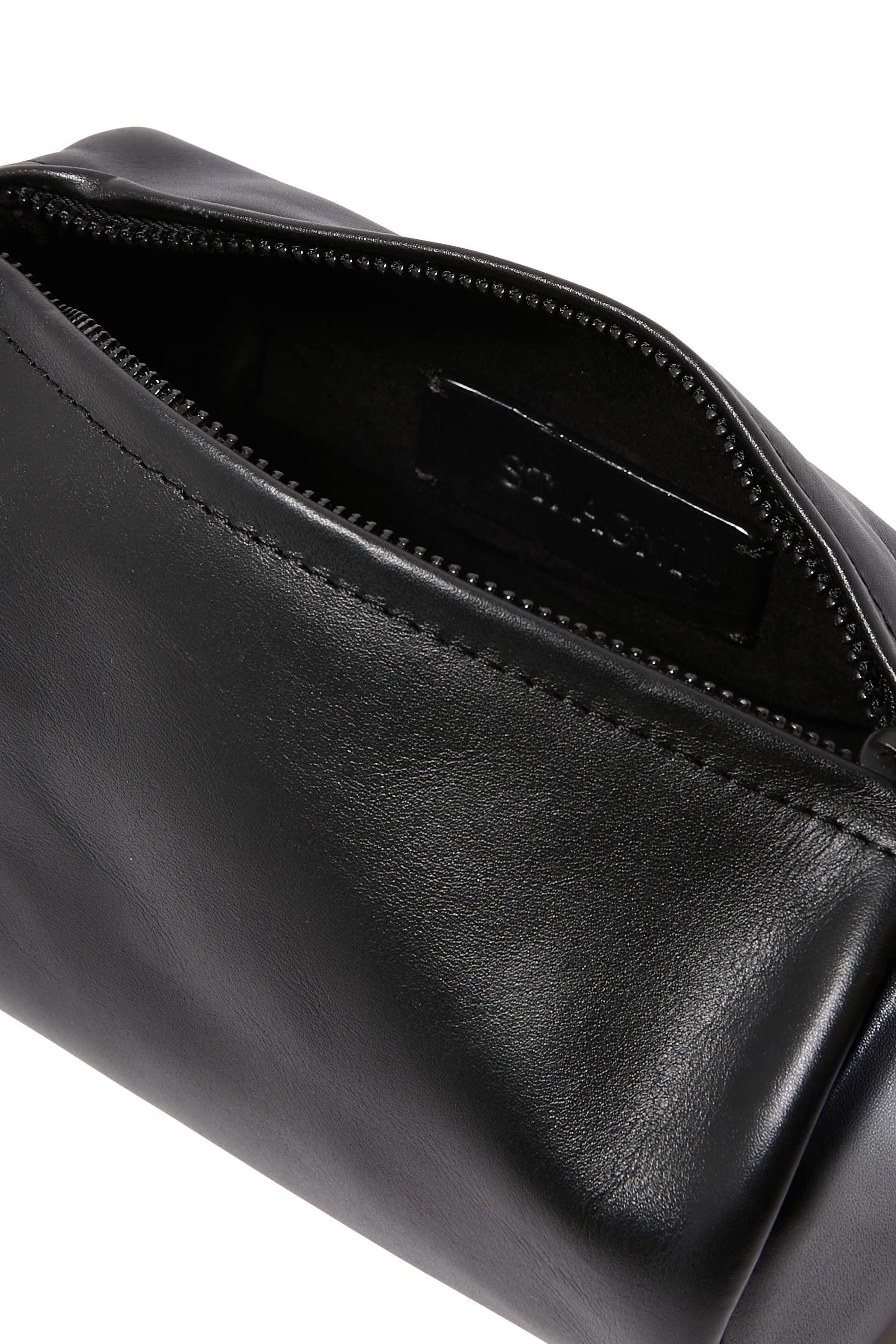 حقيبة صغيرة كونولو سلينغ