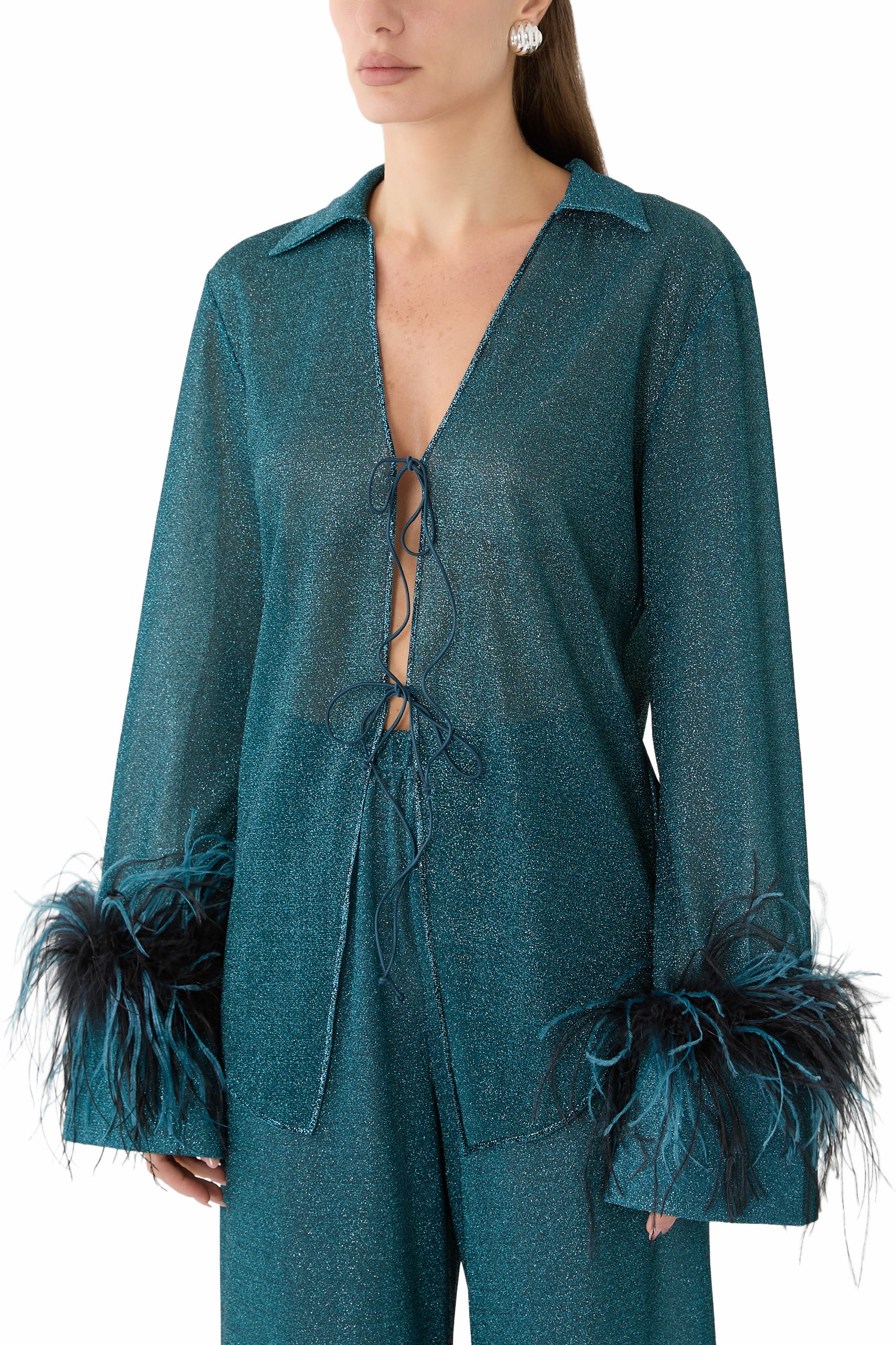 قميص بياقة عميقة وربطة أمامية لوريكس لوميير