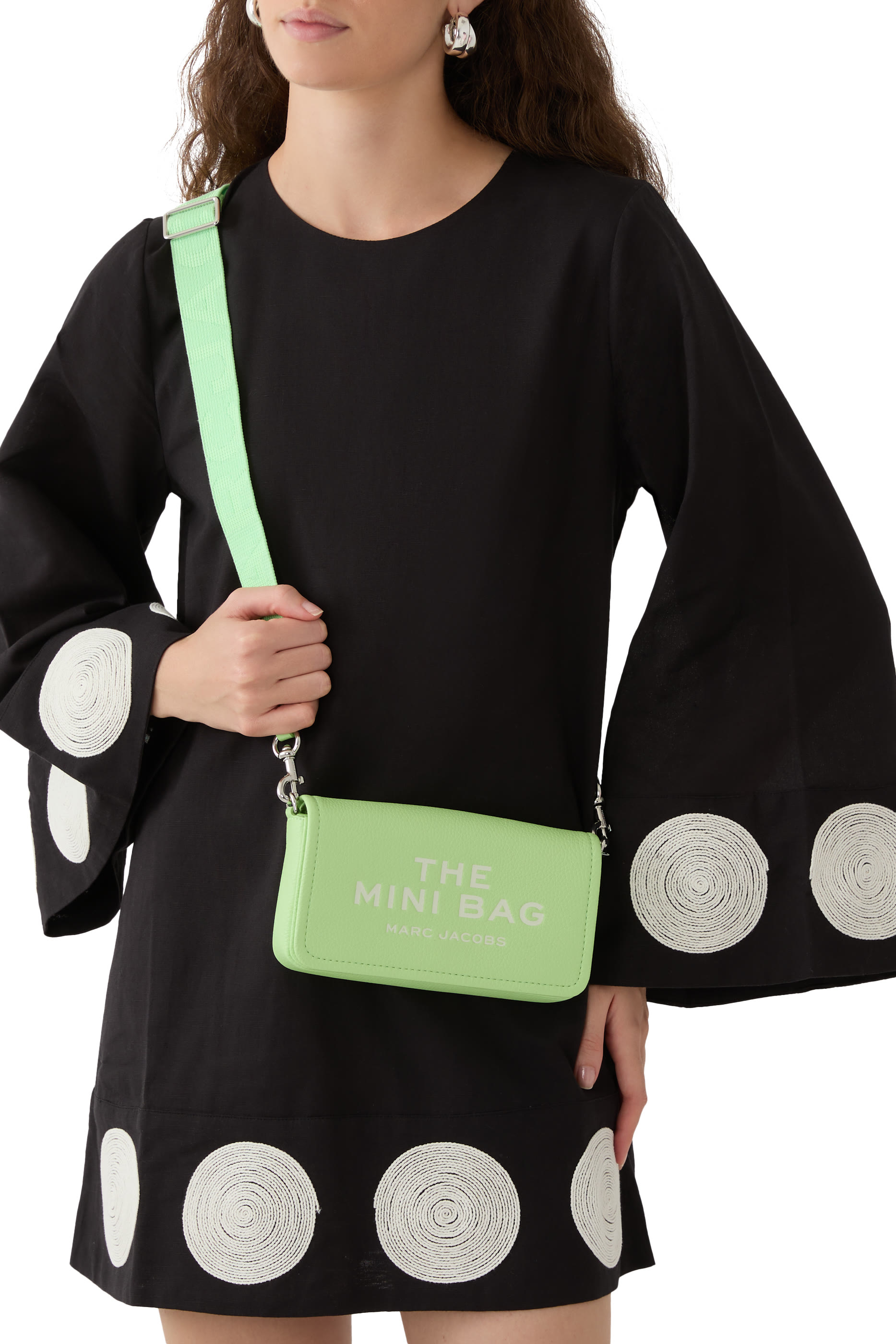 حقيبة صغيرة جلد