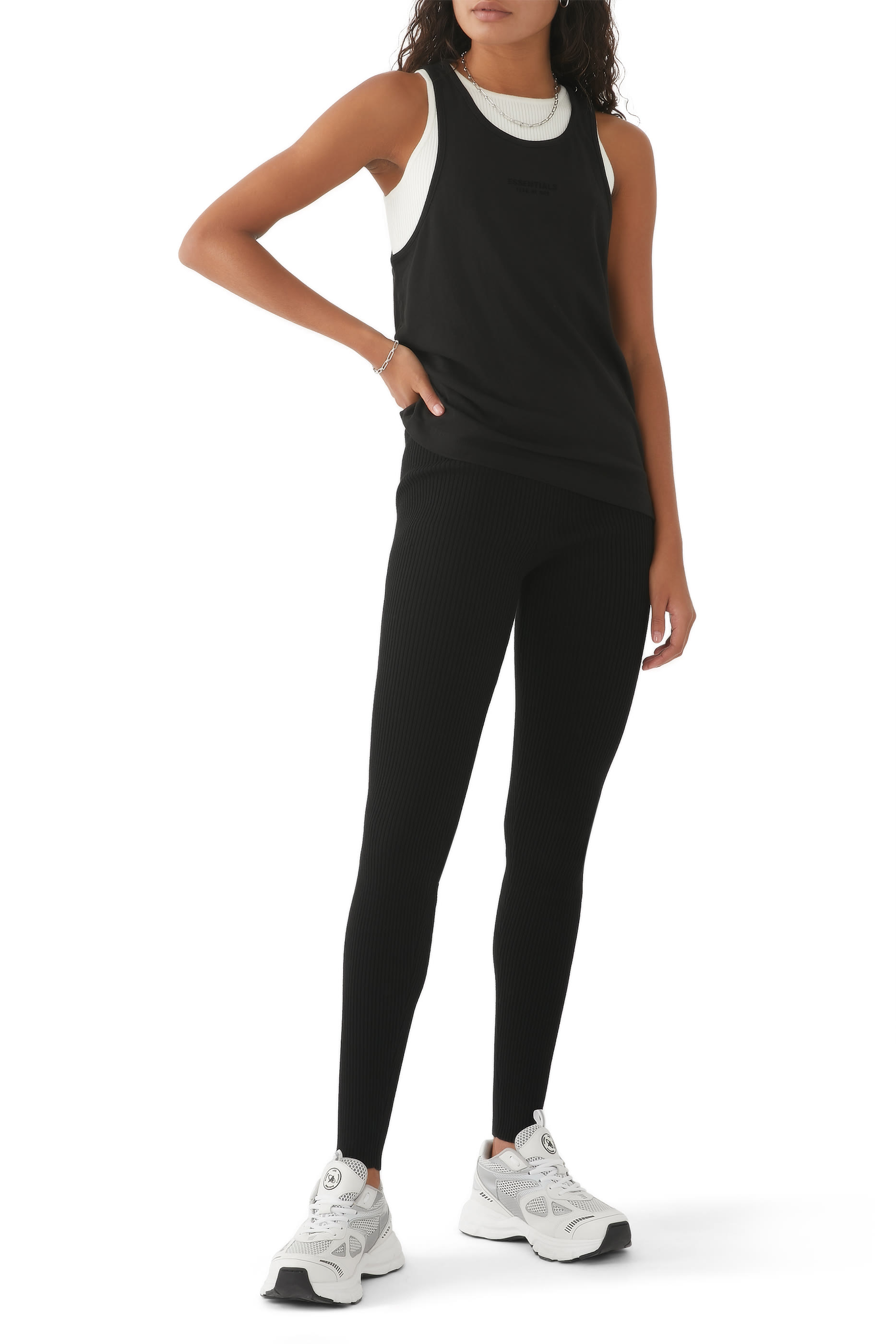 بلوزة بلا أكمام بشعار الماركة