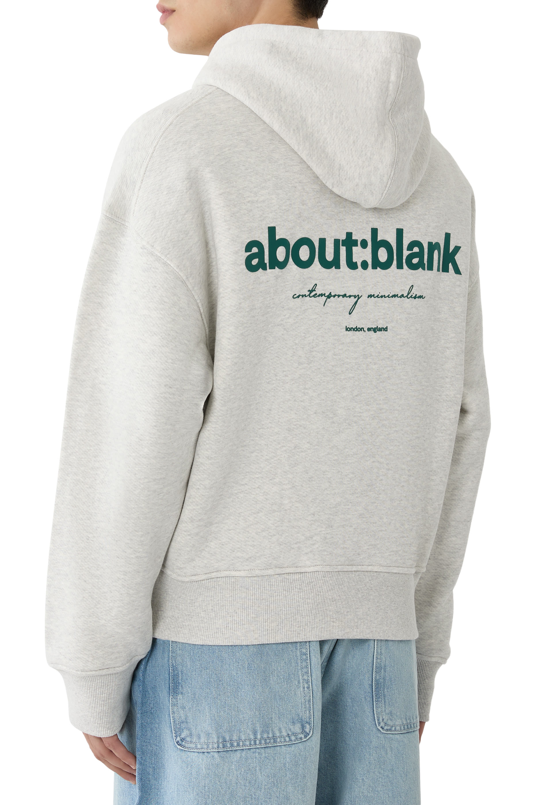 هودي بقصة مربعة