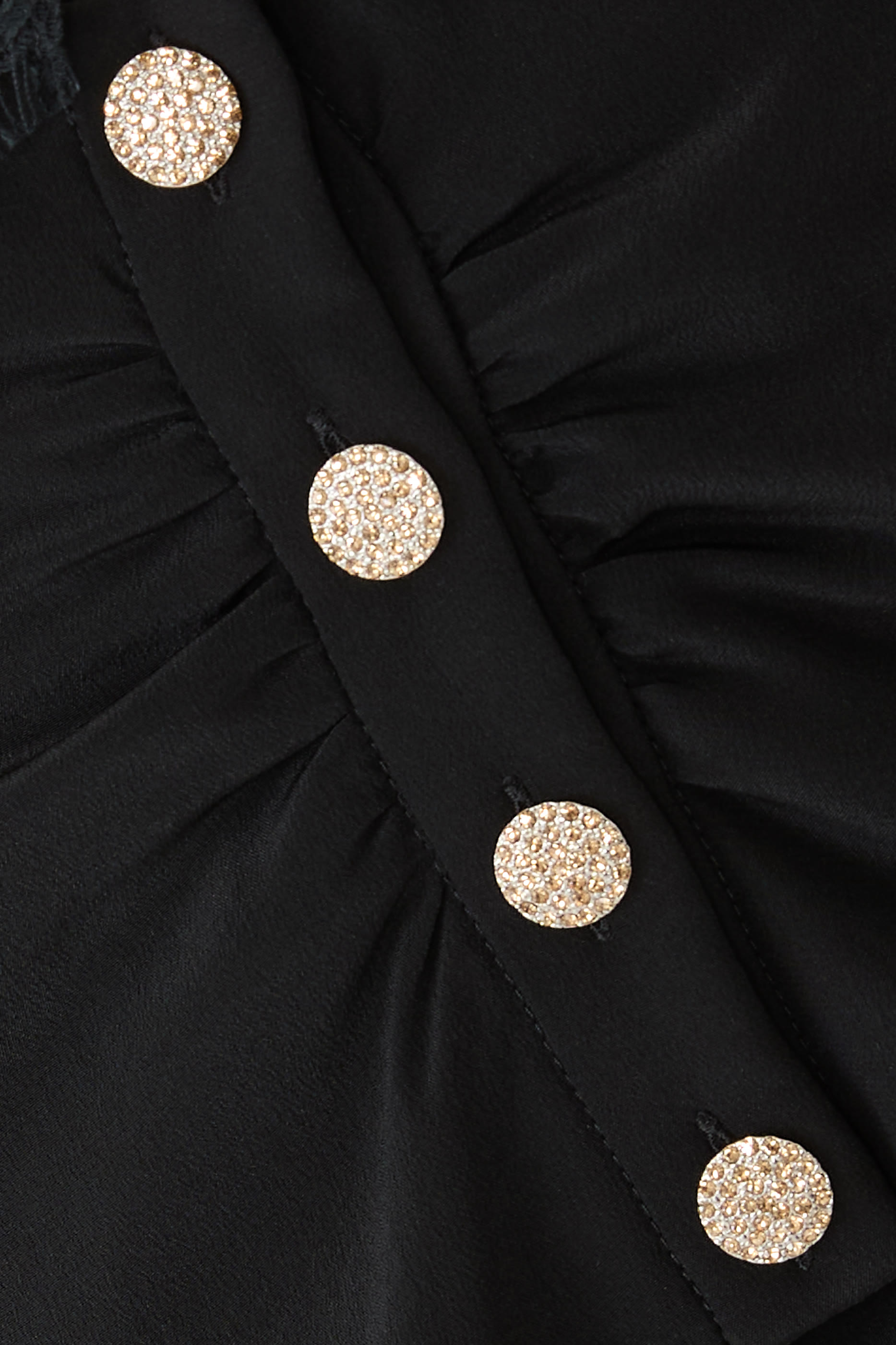 بلوزة بتصميم صدرية مزينة بكشكش حرير