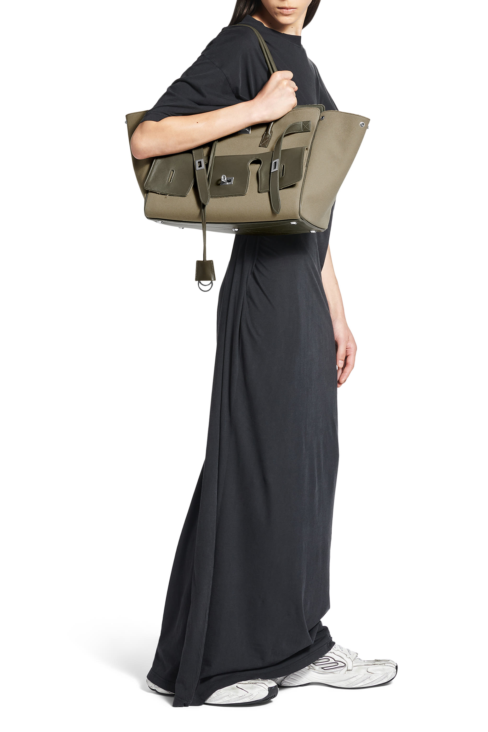 حقيبة بيل إير كاري اول متوسطة