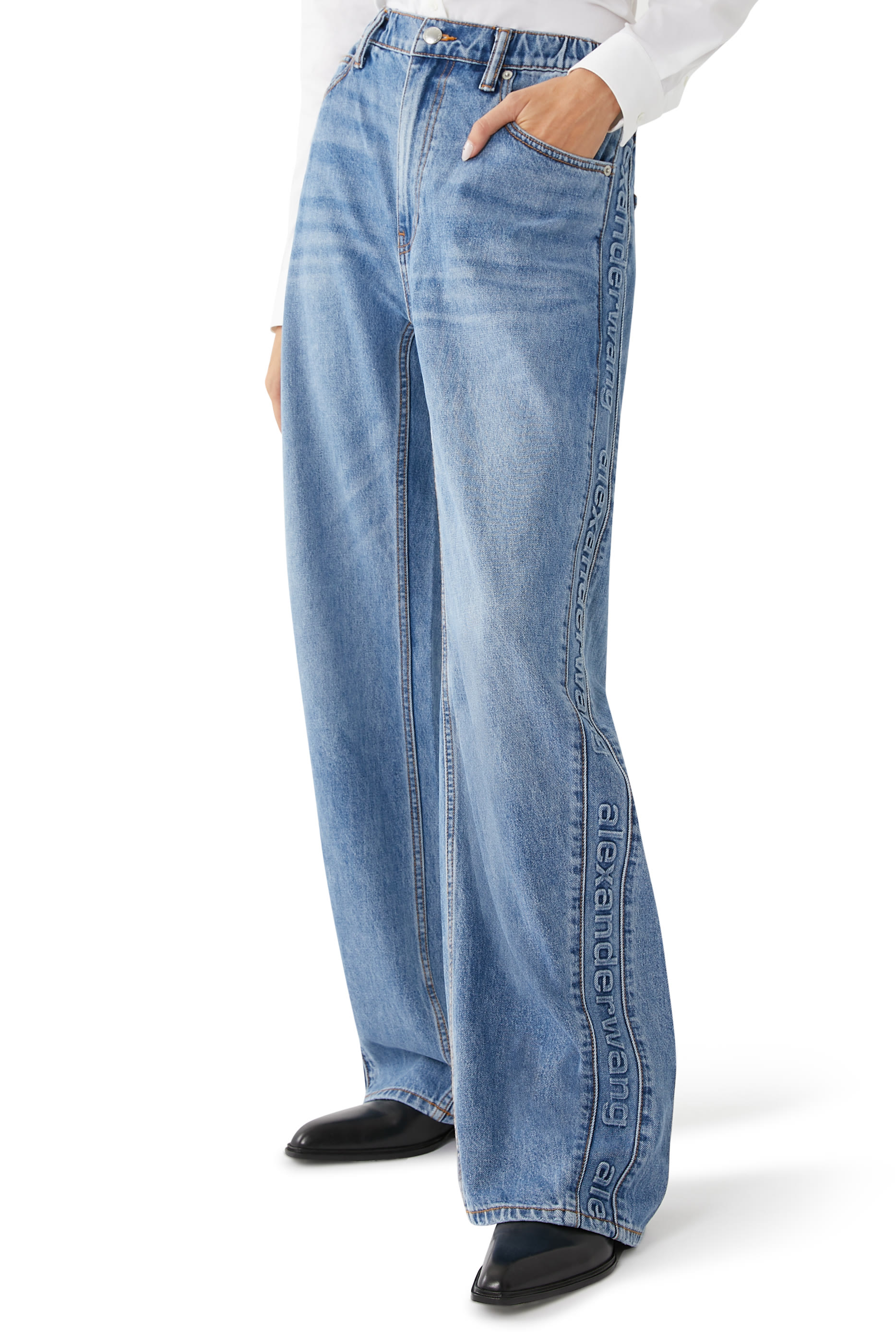 بنطال رياضي بتصميم منفوخ مزين بشعار الماركة دنيم