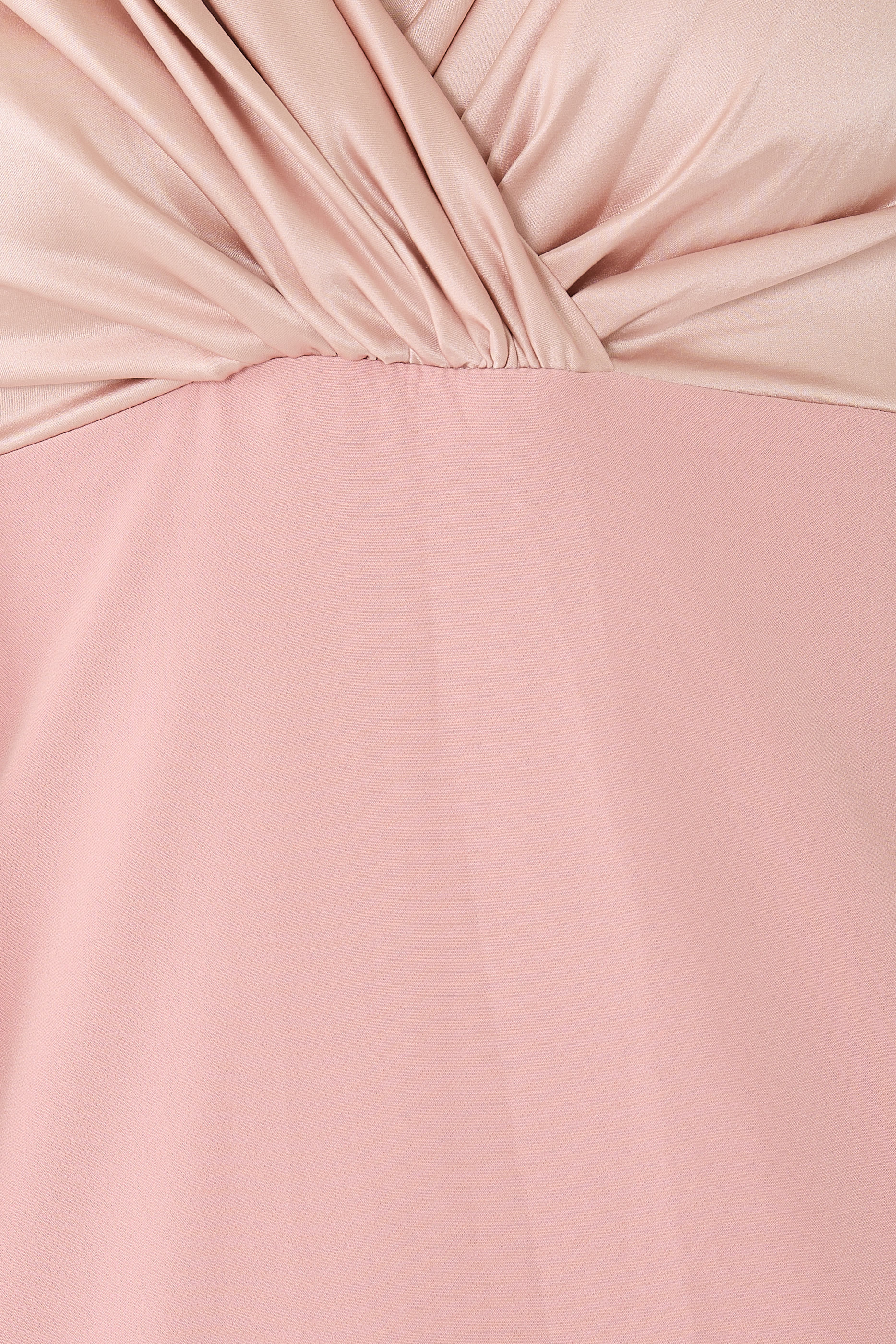 فستان أيمان طويل بكاب حرير كريب