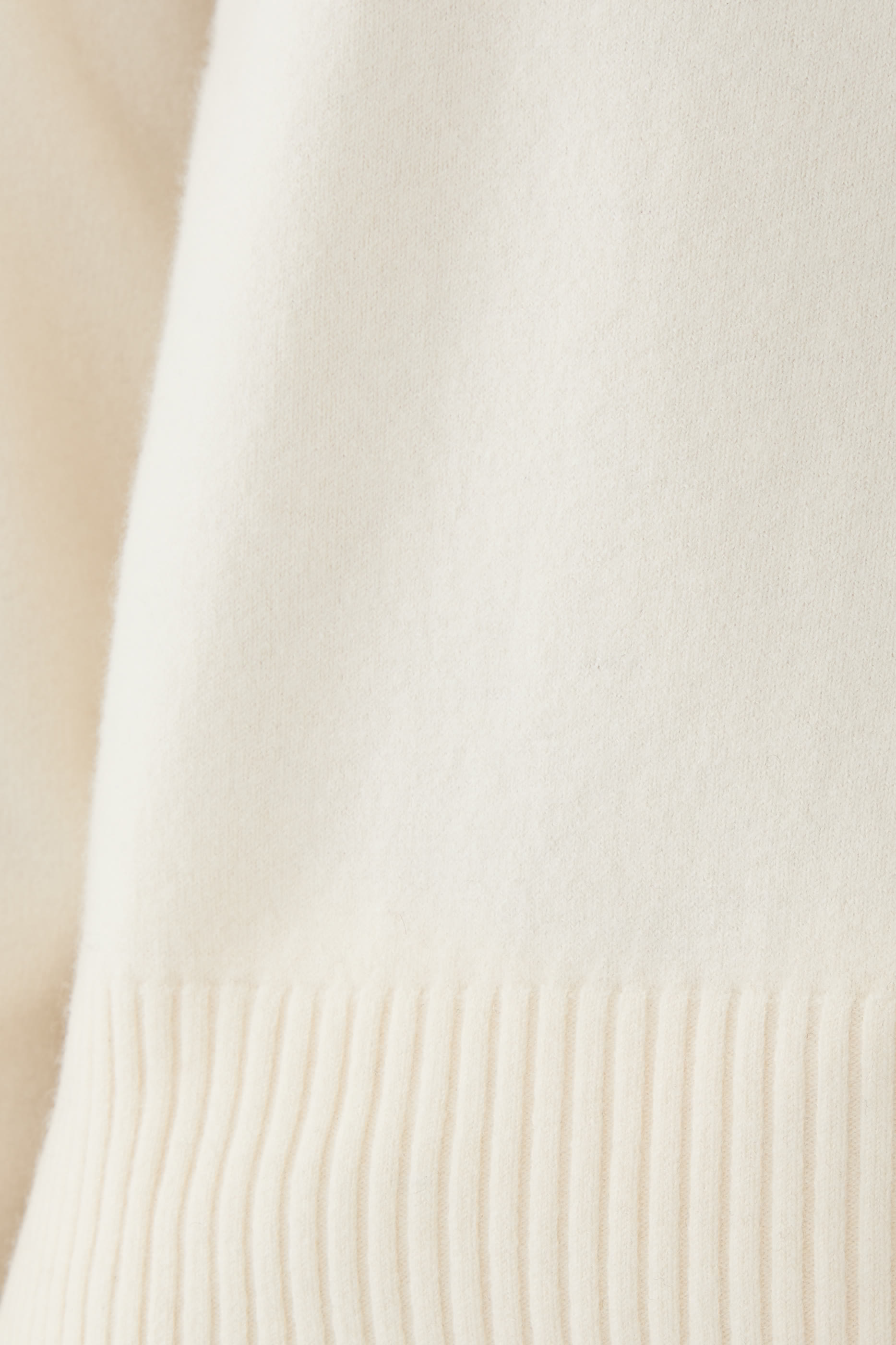 سترة ميرينو منسوجة