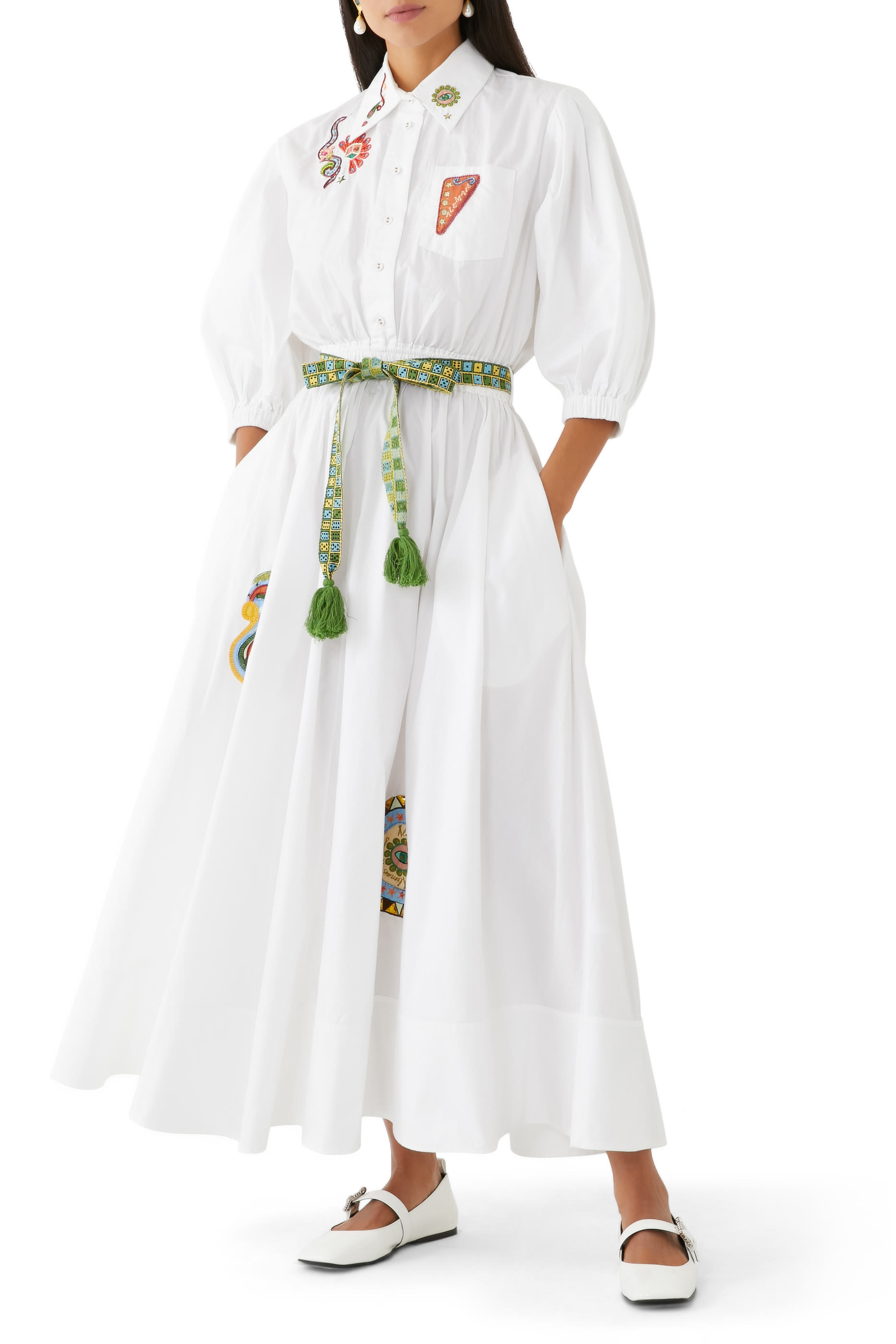 فستان مطرز متوسط الطول