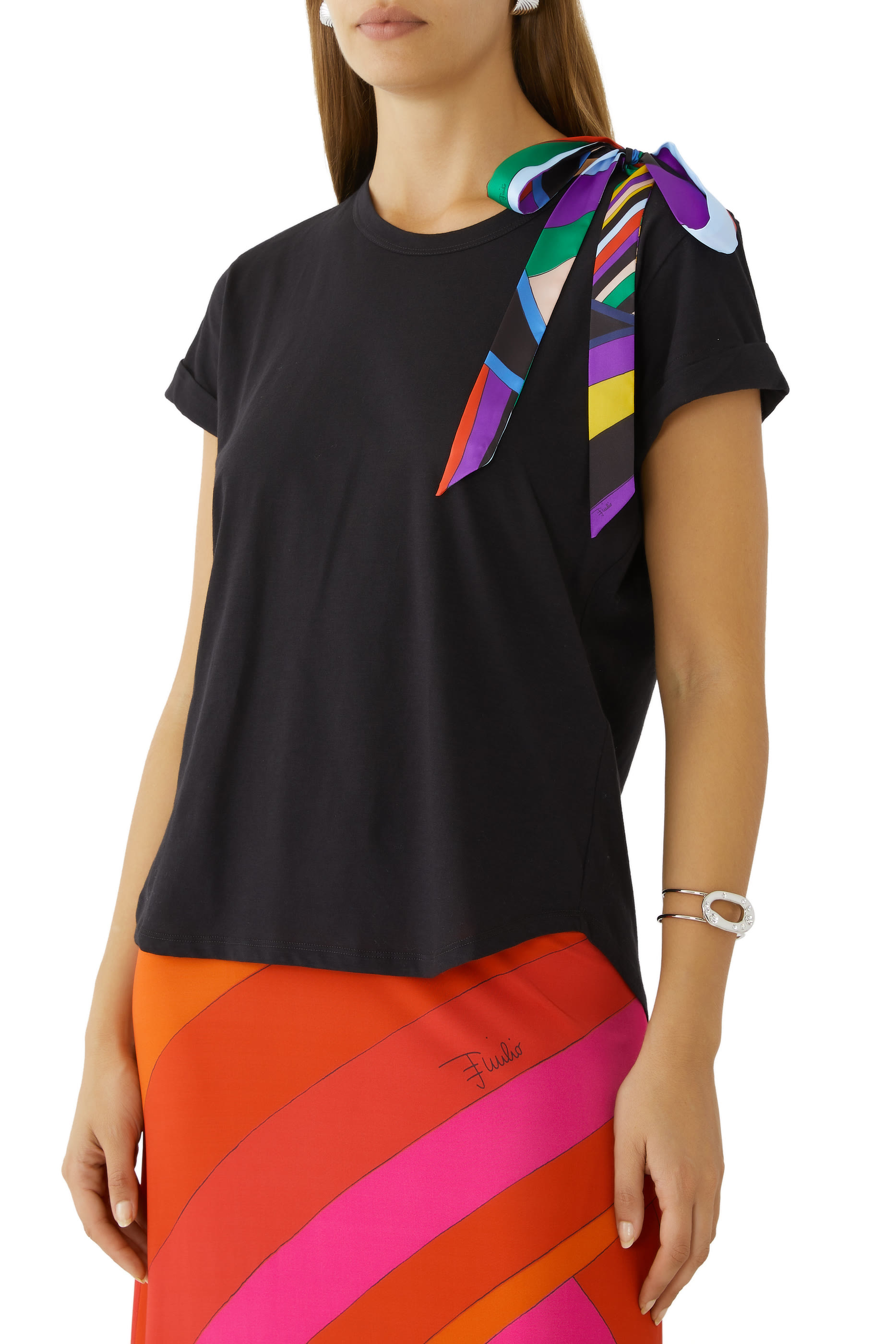 تيشيرت قطن مزينة بربطة فينوكة