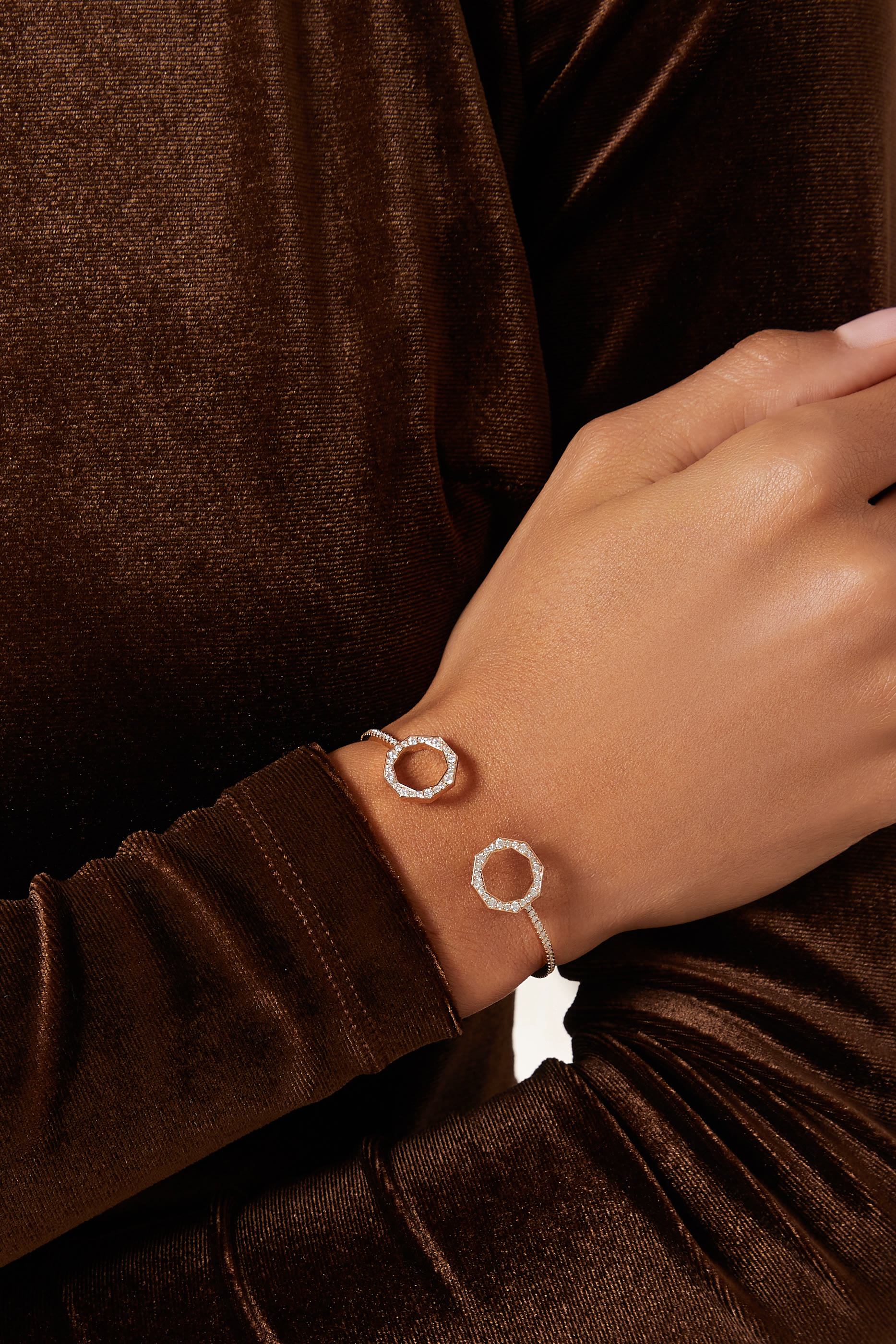 سوار برواز تراث مرصع بالماس، ذهب أصفر عيار 18