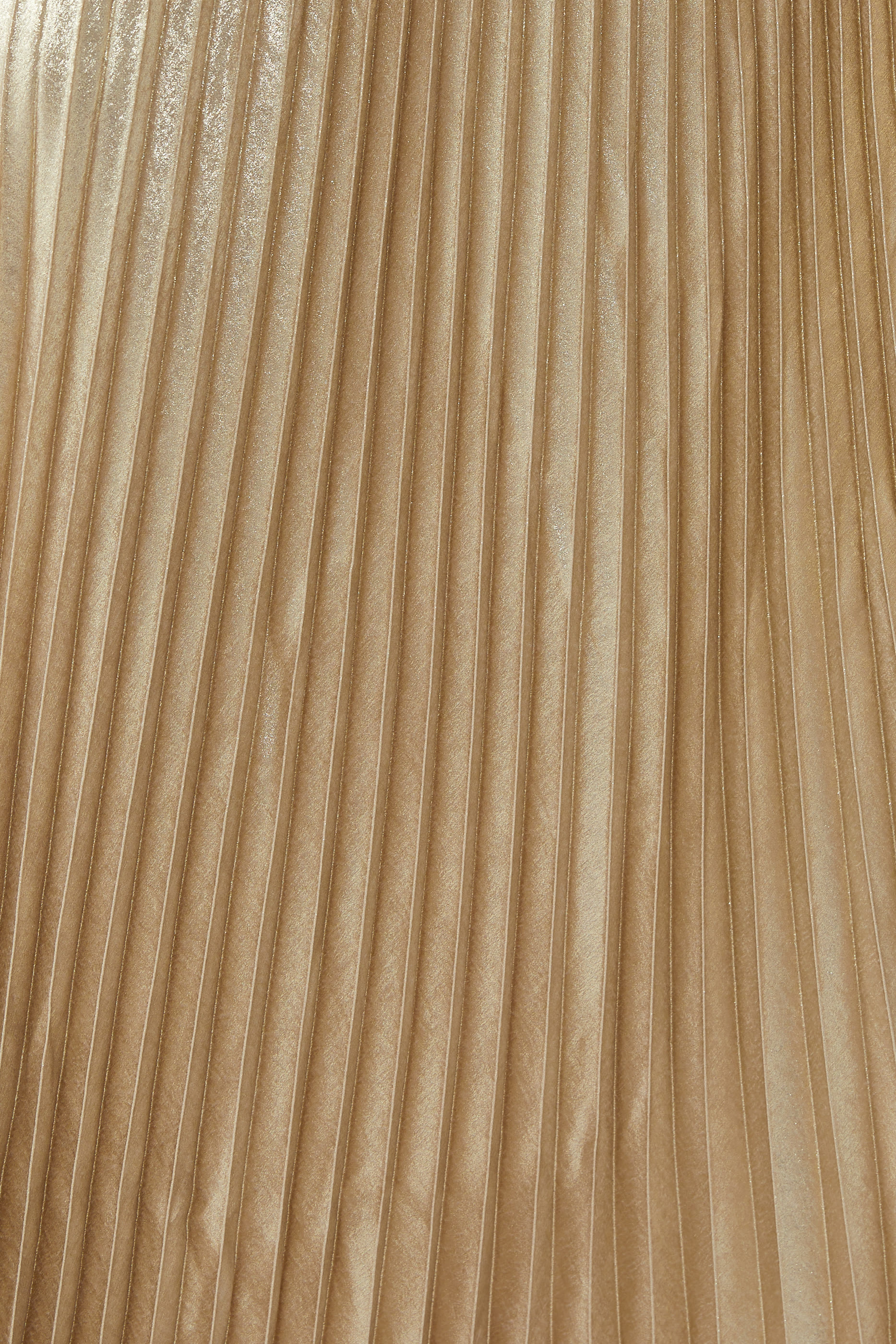 تنورة رومانس