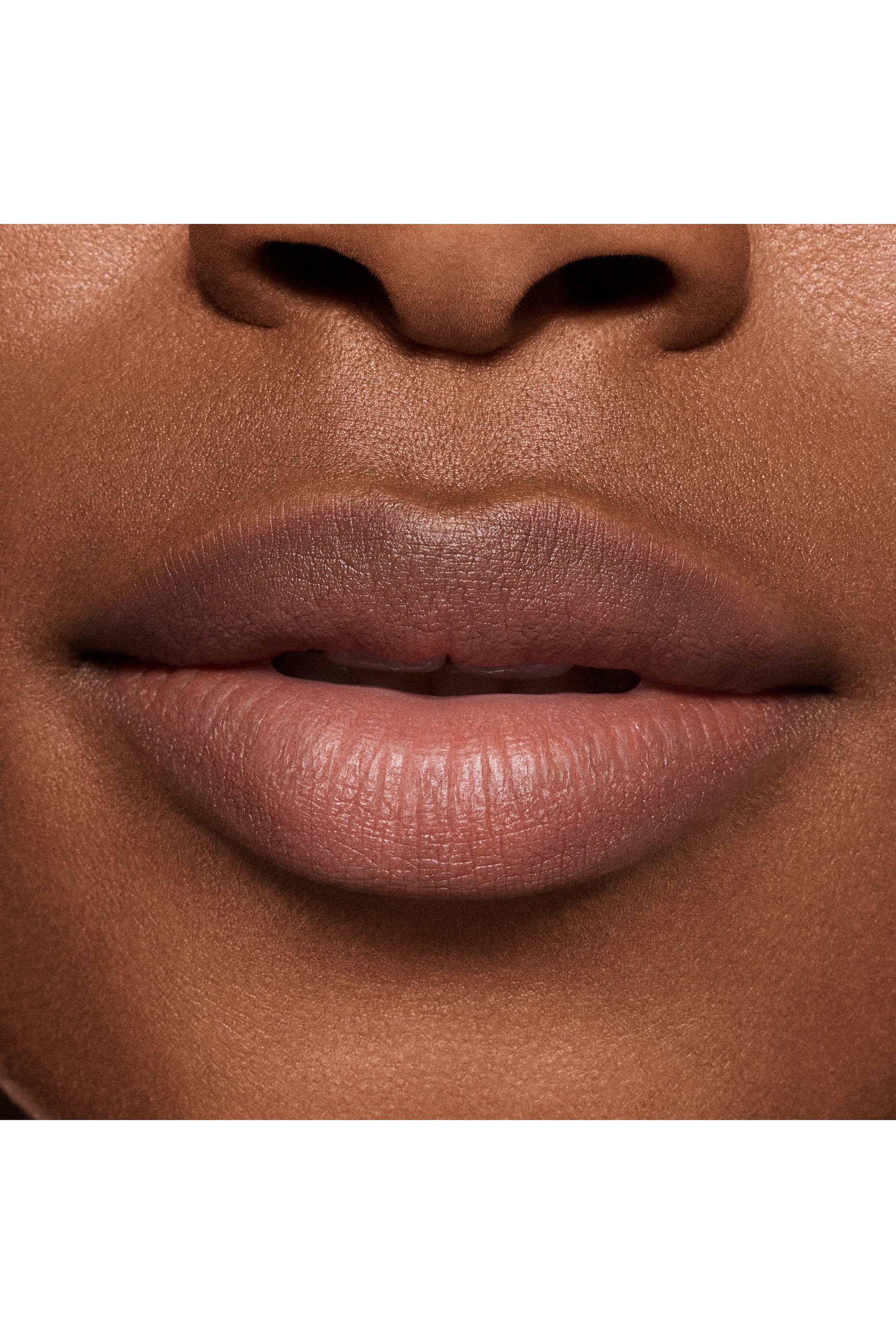 أحمر شفاه باودر كيس هايزي غير لامع