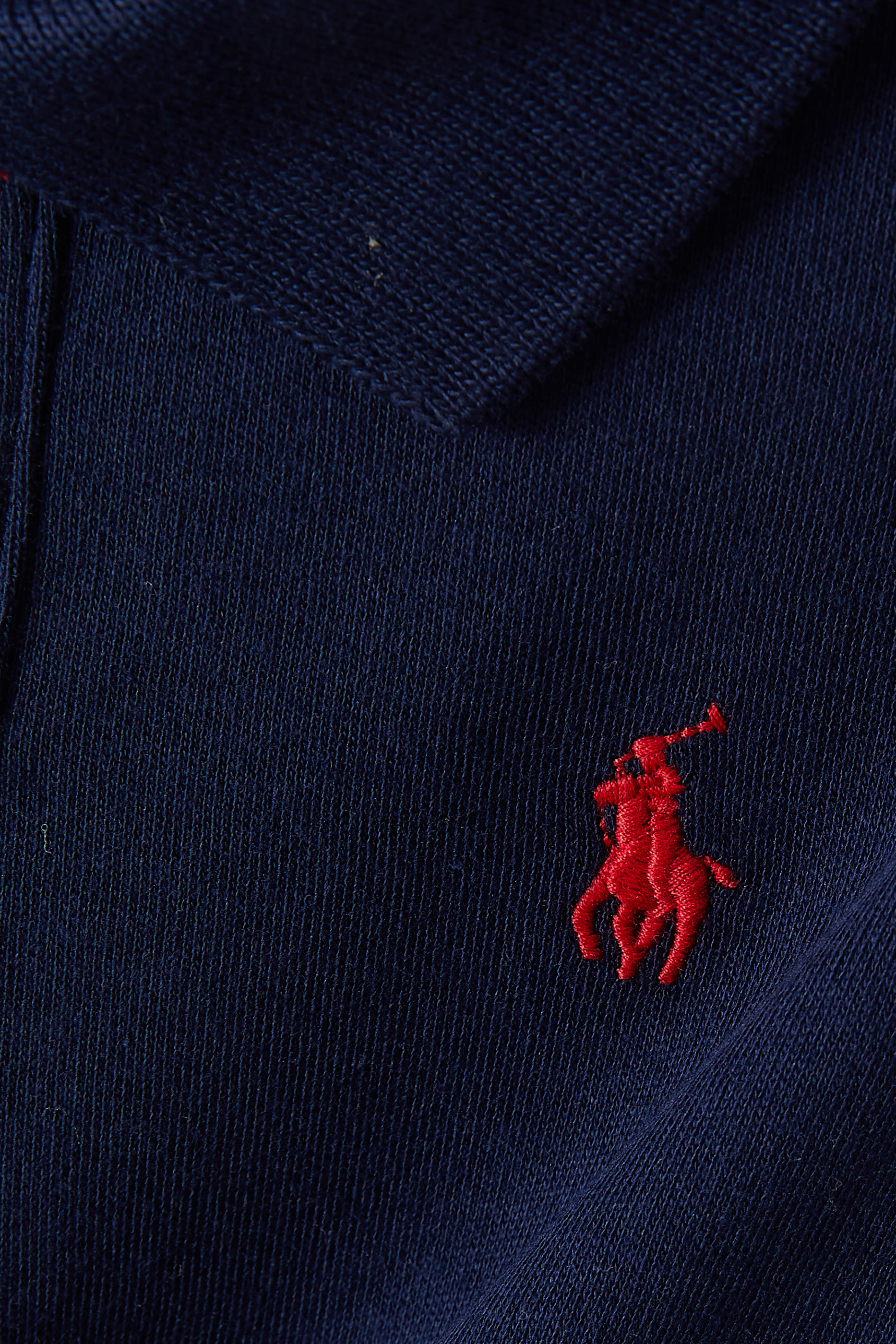 بودي سوت بشعار الماركة للأطفال