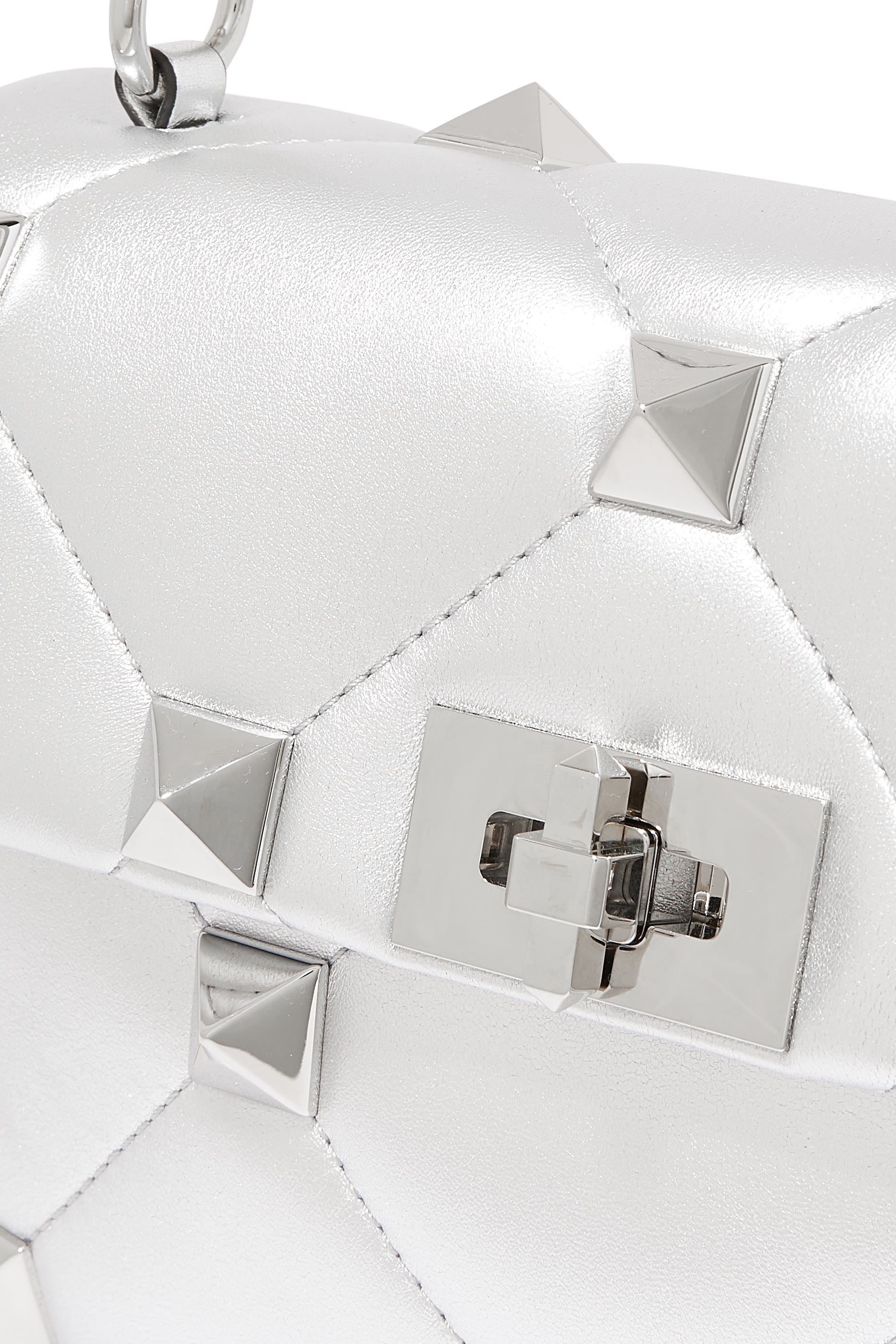 حقيبة فالنتينو غارافاني رومان جلد بحلي