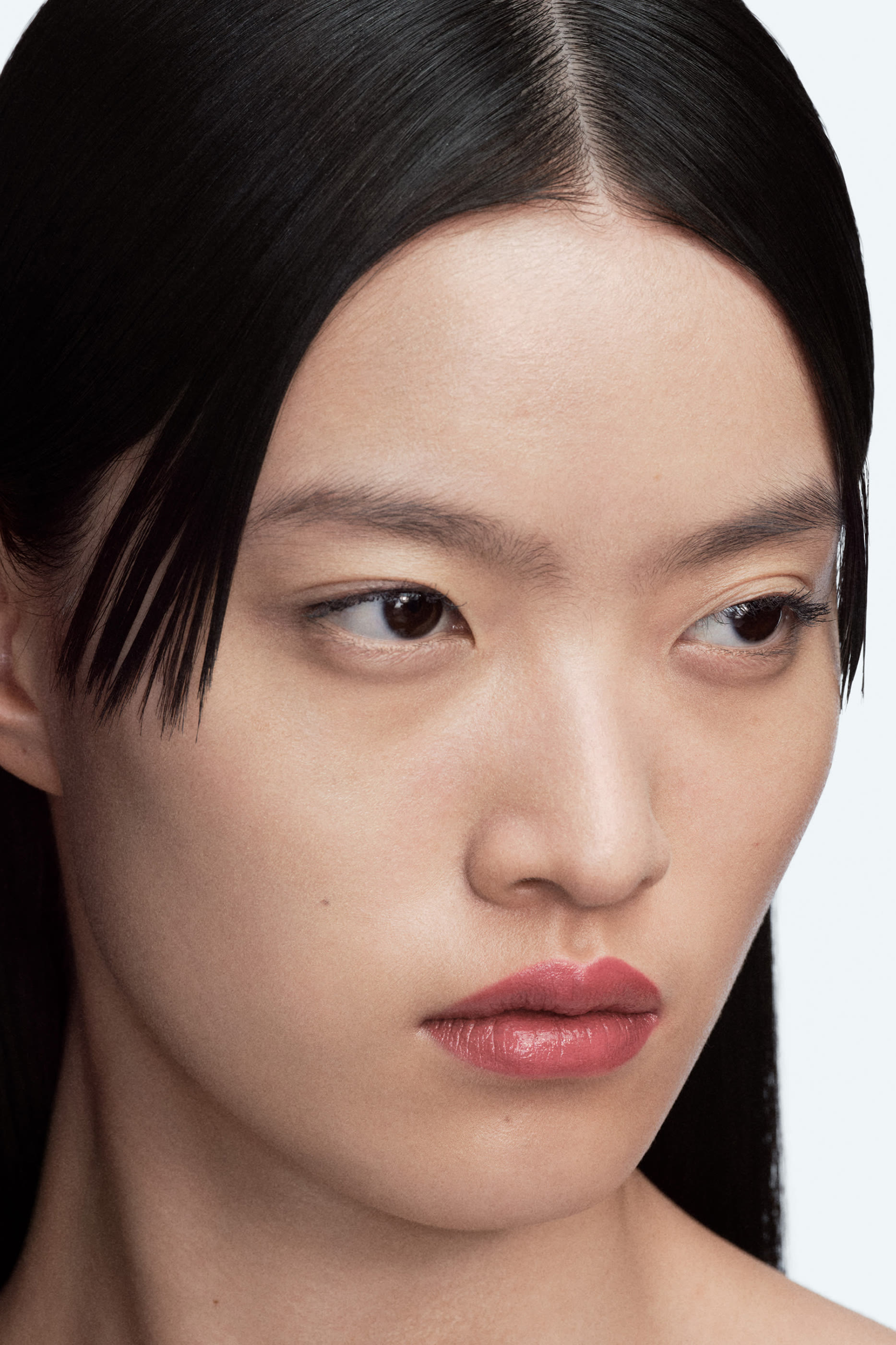 عبوة إعادة ملء أحمر شفاه لامع