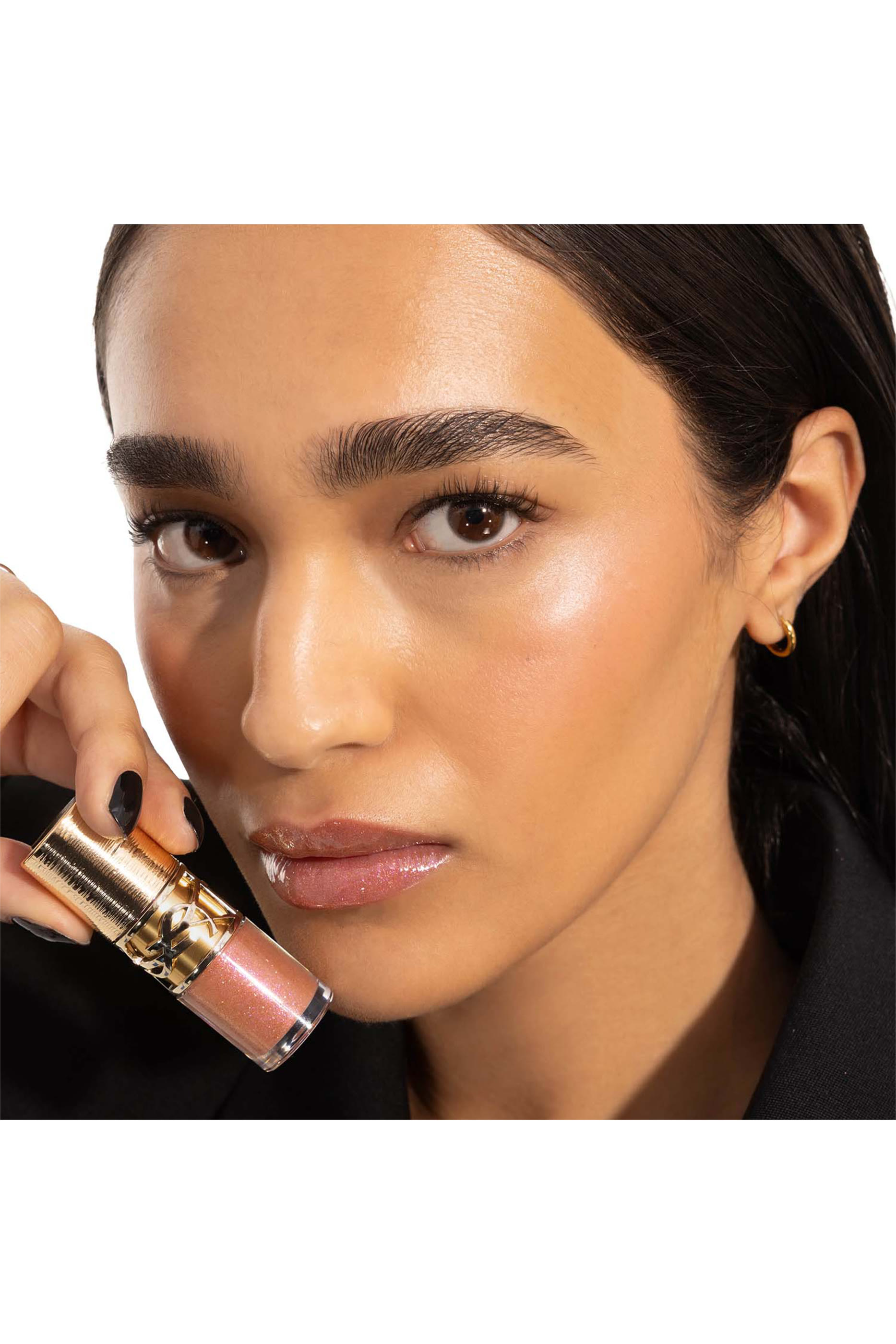 زيت لوف شاين لشفاه لامعة ممتلئة - بإصدار محدود للكريسماس