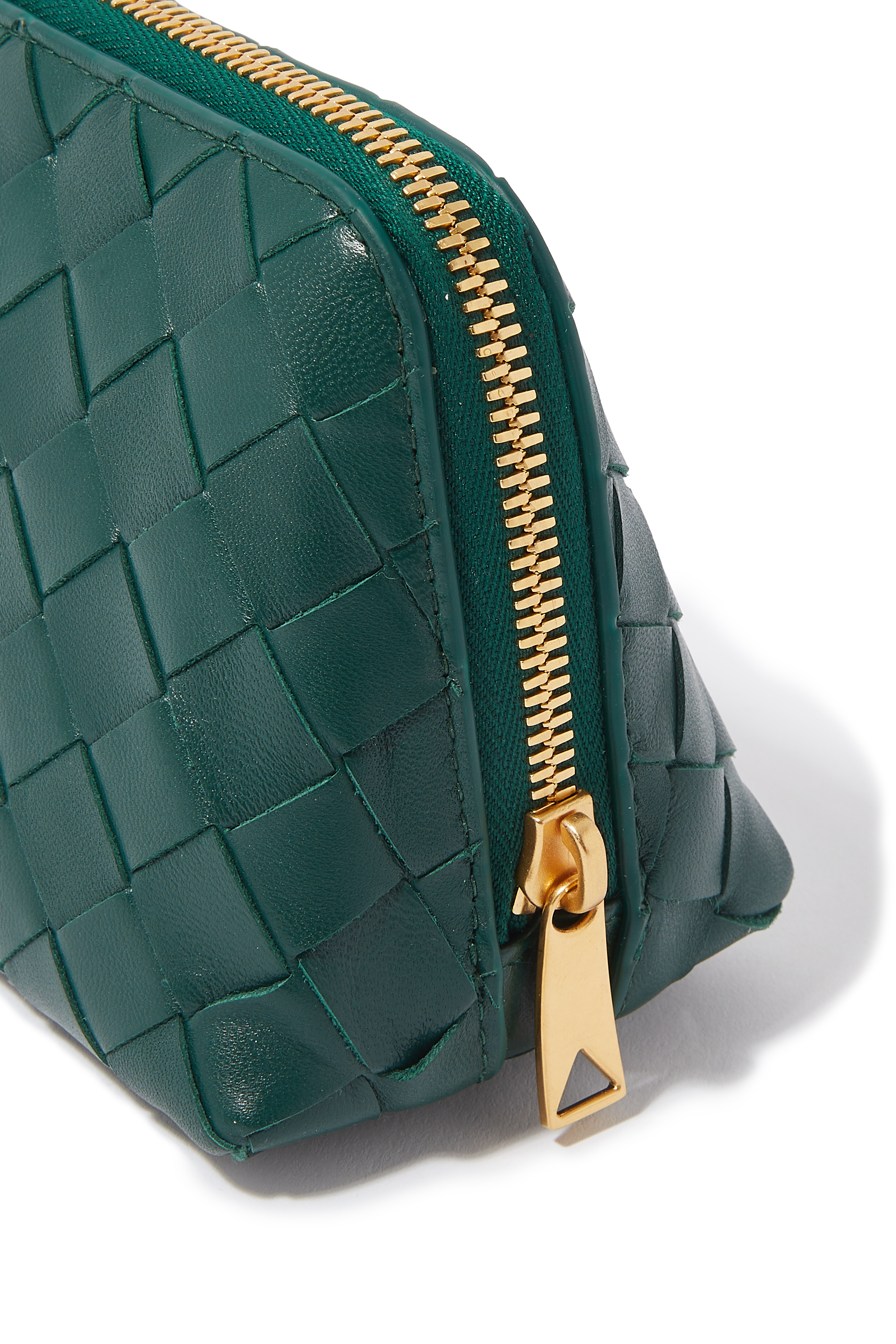 حقيبة مستحضرات التجميل صغيرة بتصميم نصف دائري مجدول