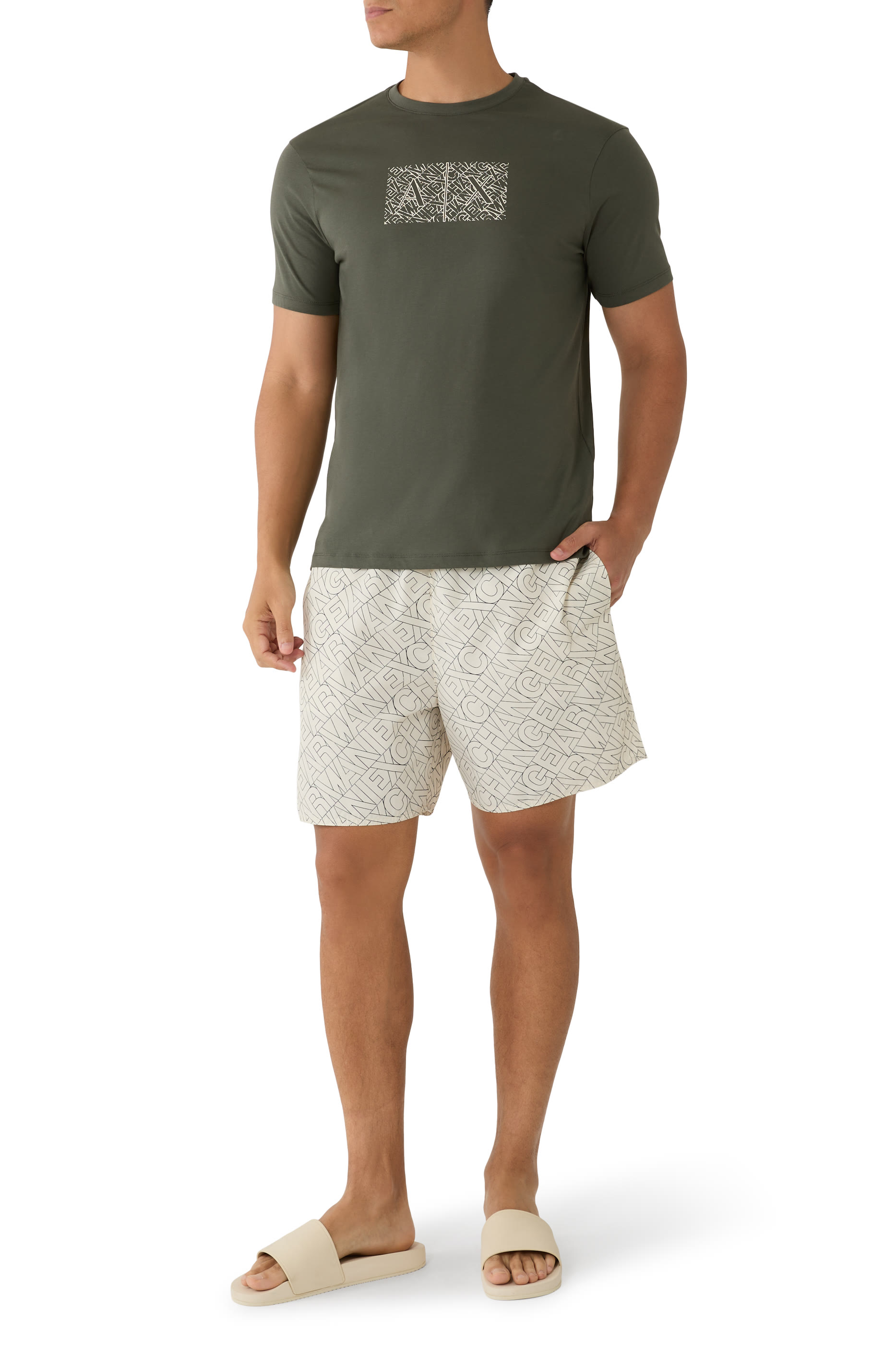 تيشيرت بشعار حرفي الماركة