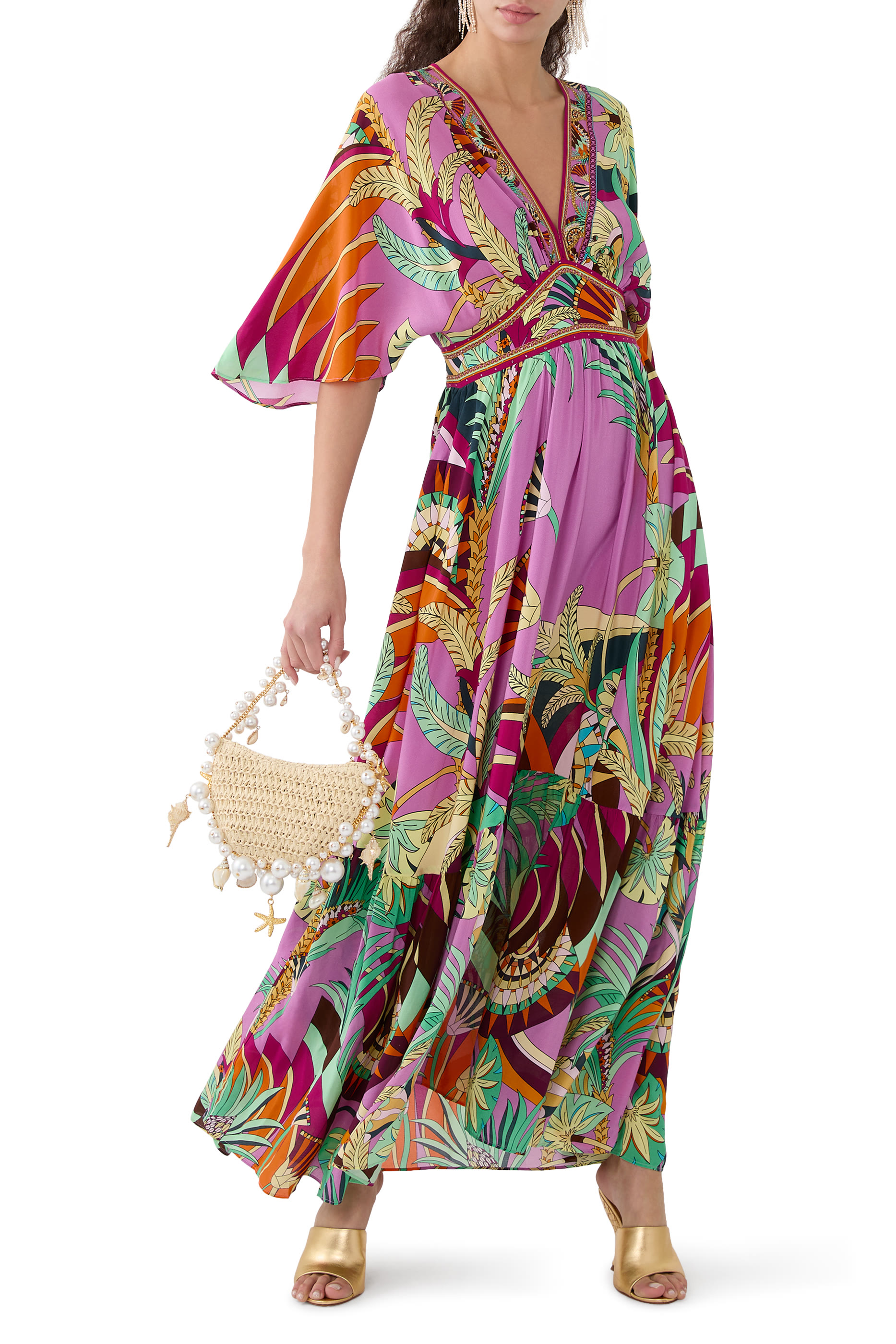 فستان مخصر بحواف كشكش