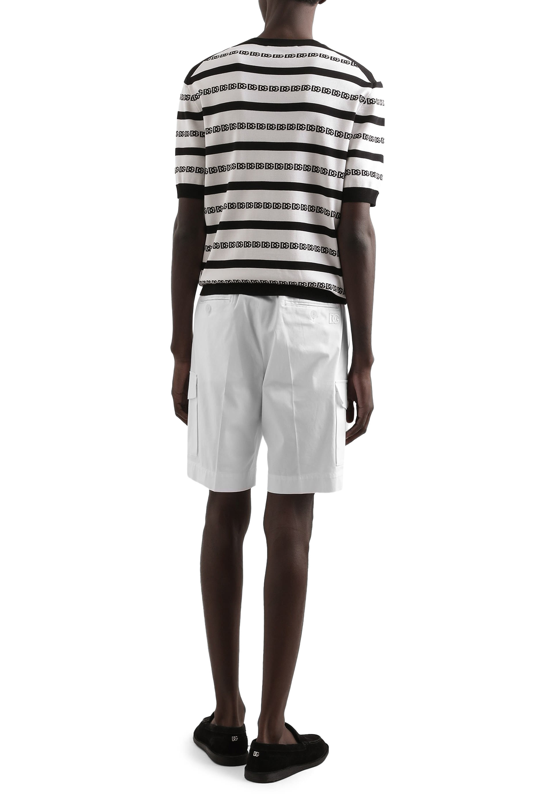 بلوفر بطبعة شعار الماركة بالكامل حرير