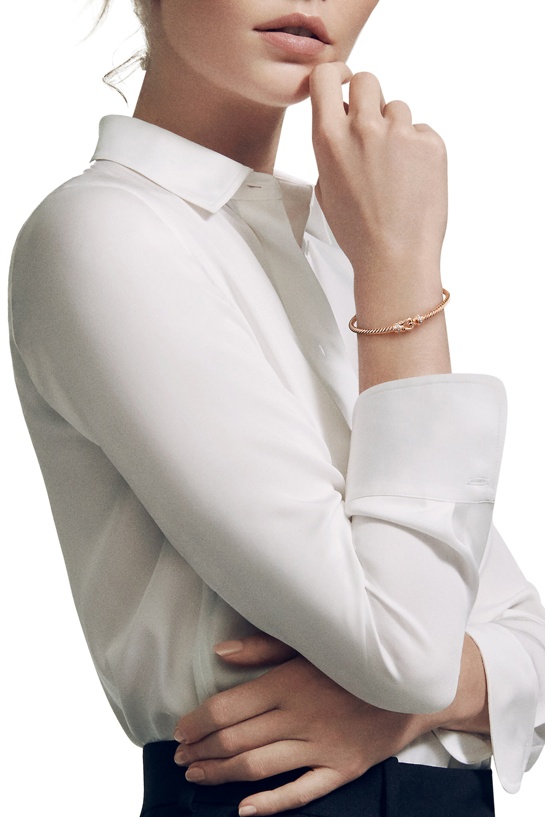 سوار بمشبك مرصع بماس، ذهب عيار 18