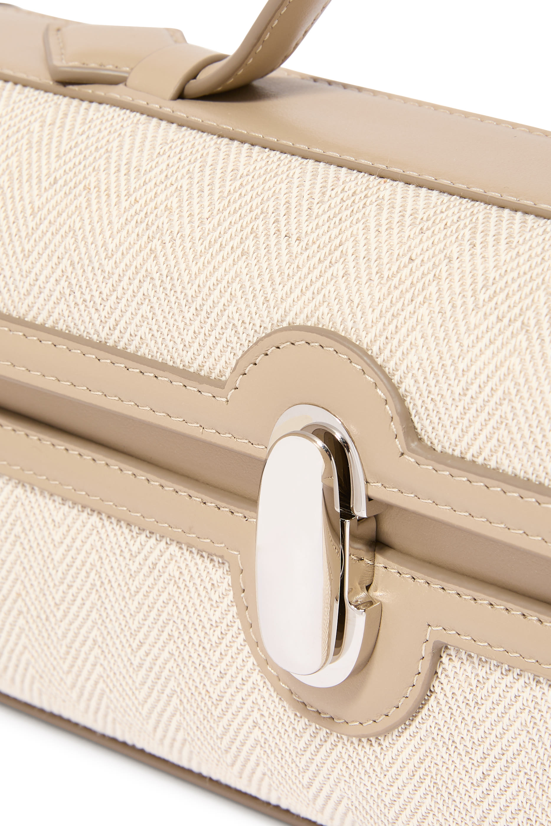 حقيبة بوشيت سيميتري