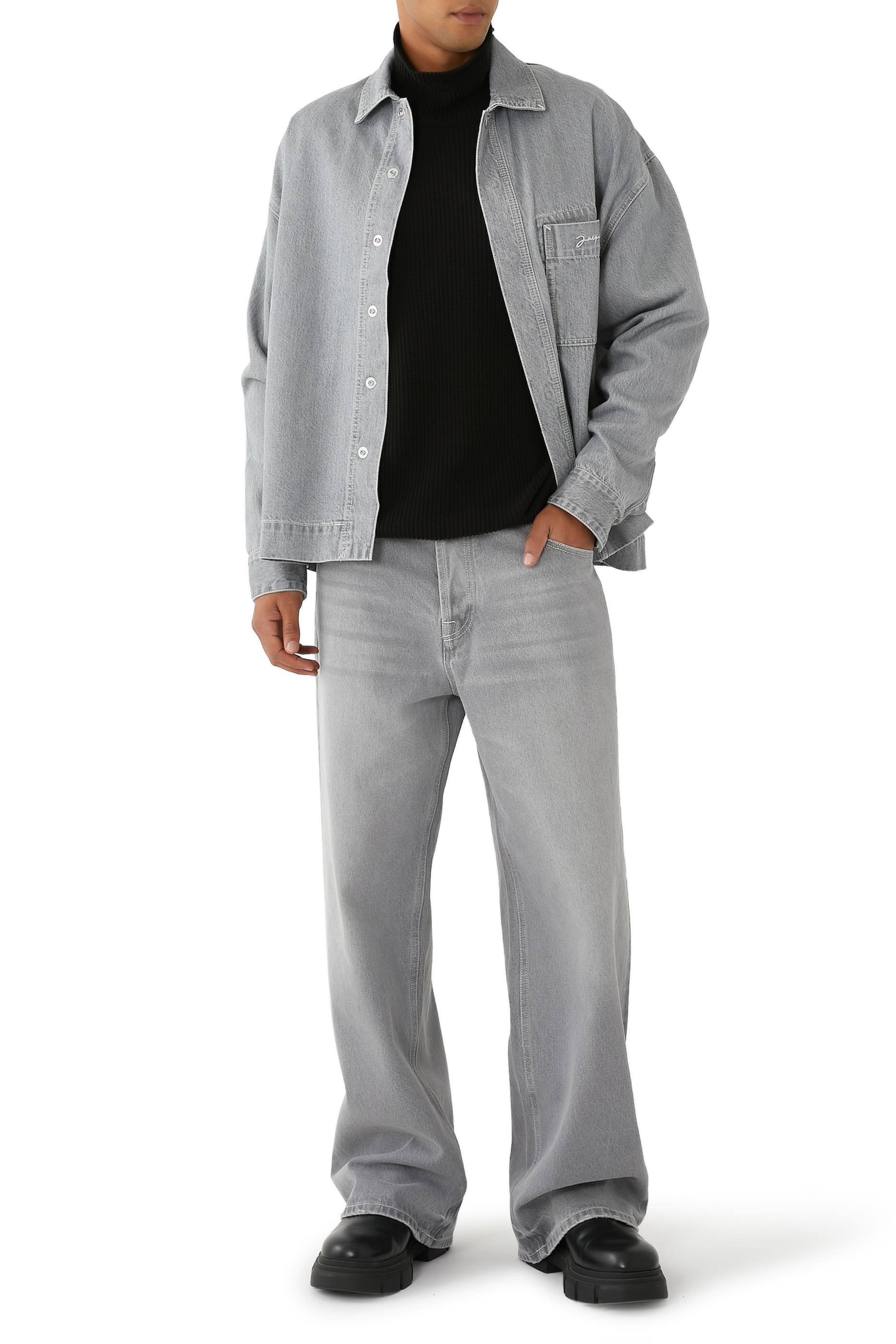 بنطال جينز دينيم بقصة مريحة