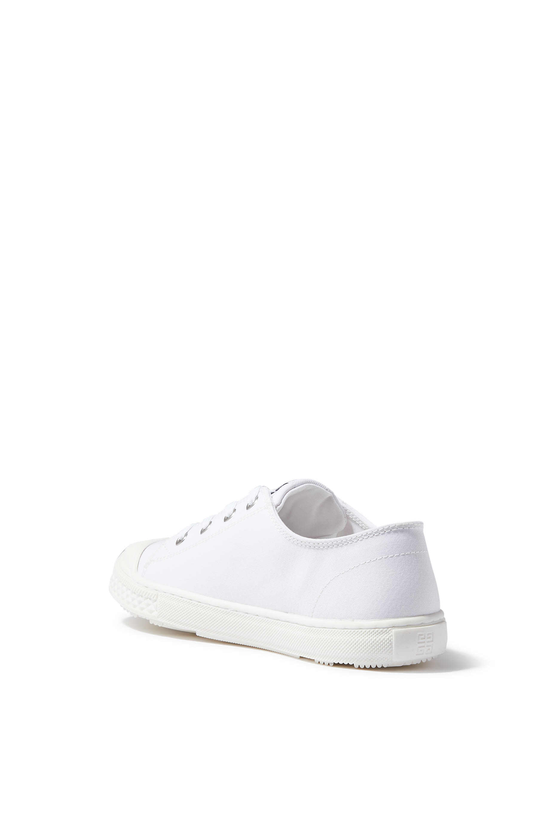 سنيكرز بشعار الماركة للأطفال