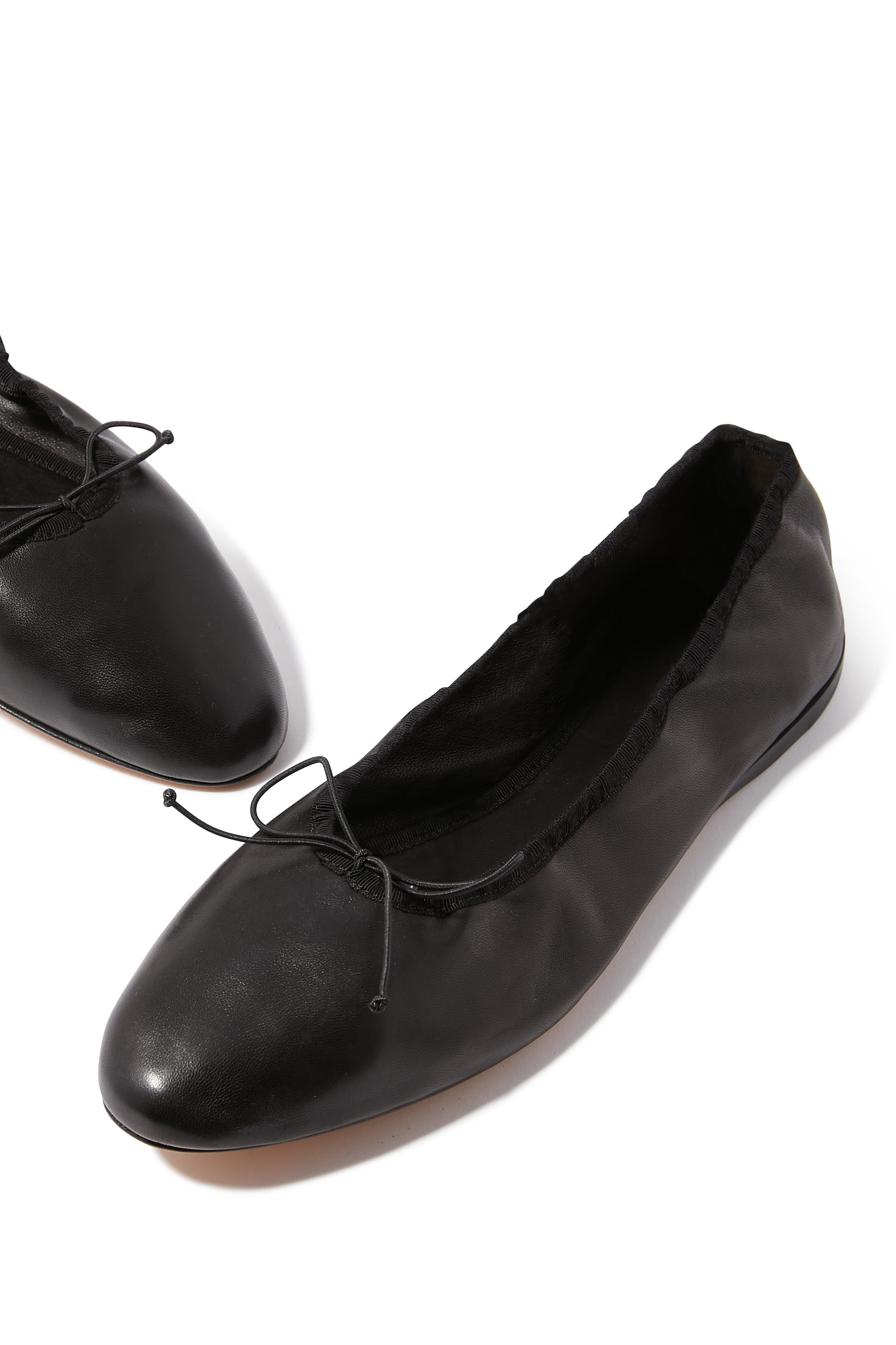 حذاء بالرينا أوار بكعب مسطح