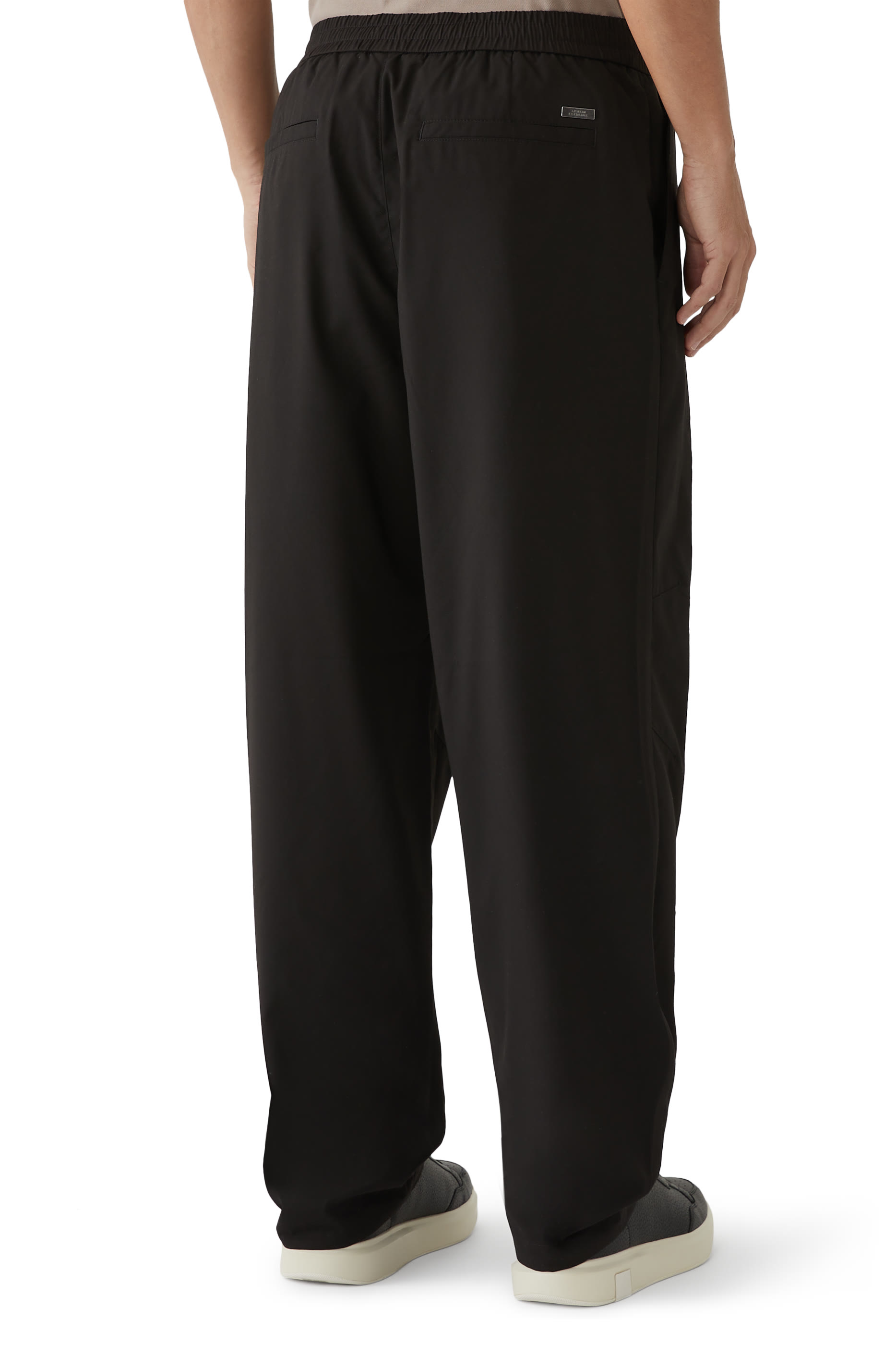 بنطال تيسوتو إيدج بتصميم عملي