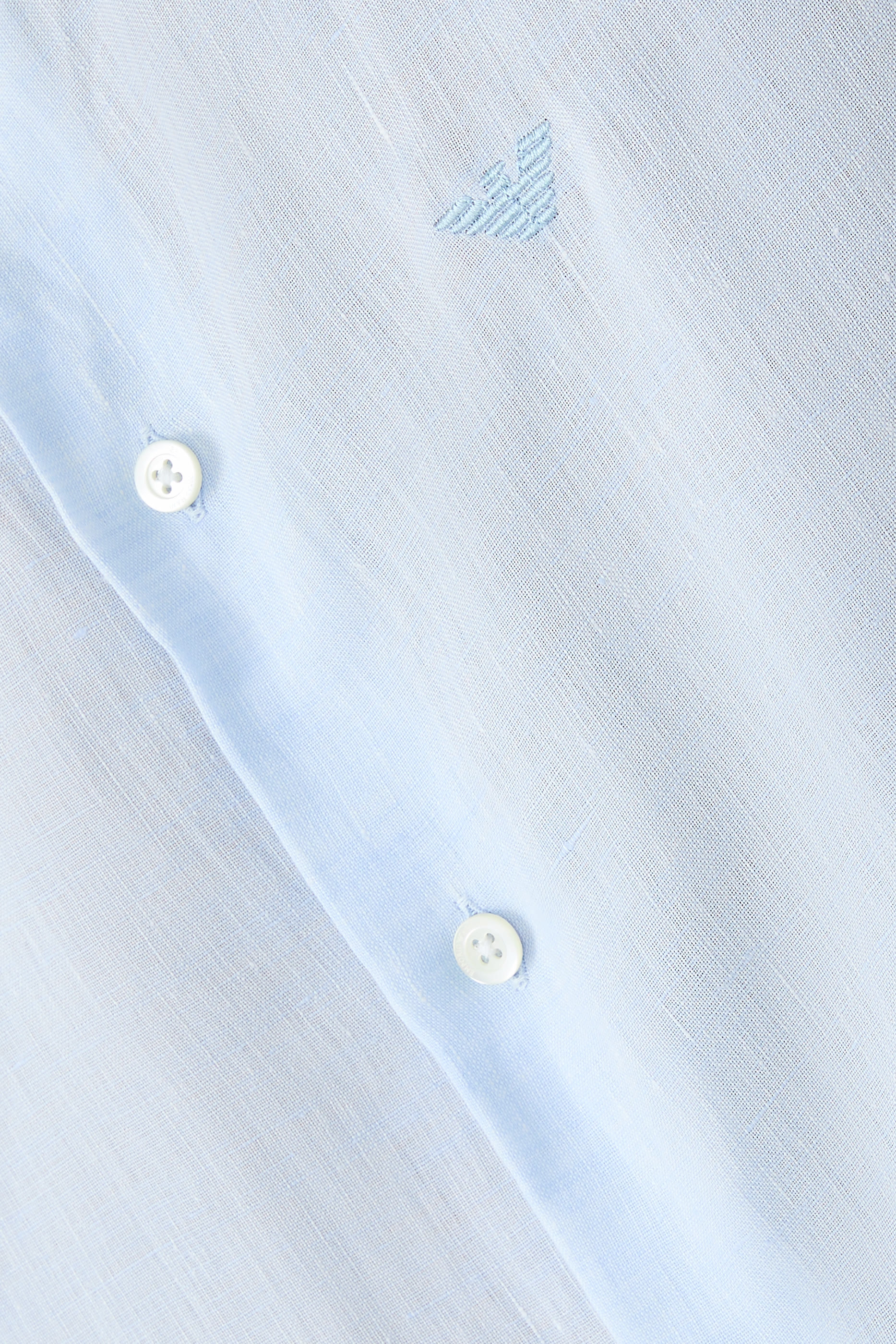 قميص بقصة ضيقة قطن