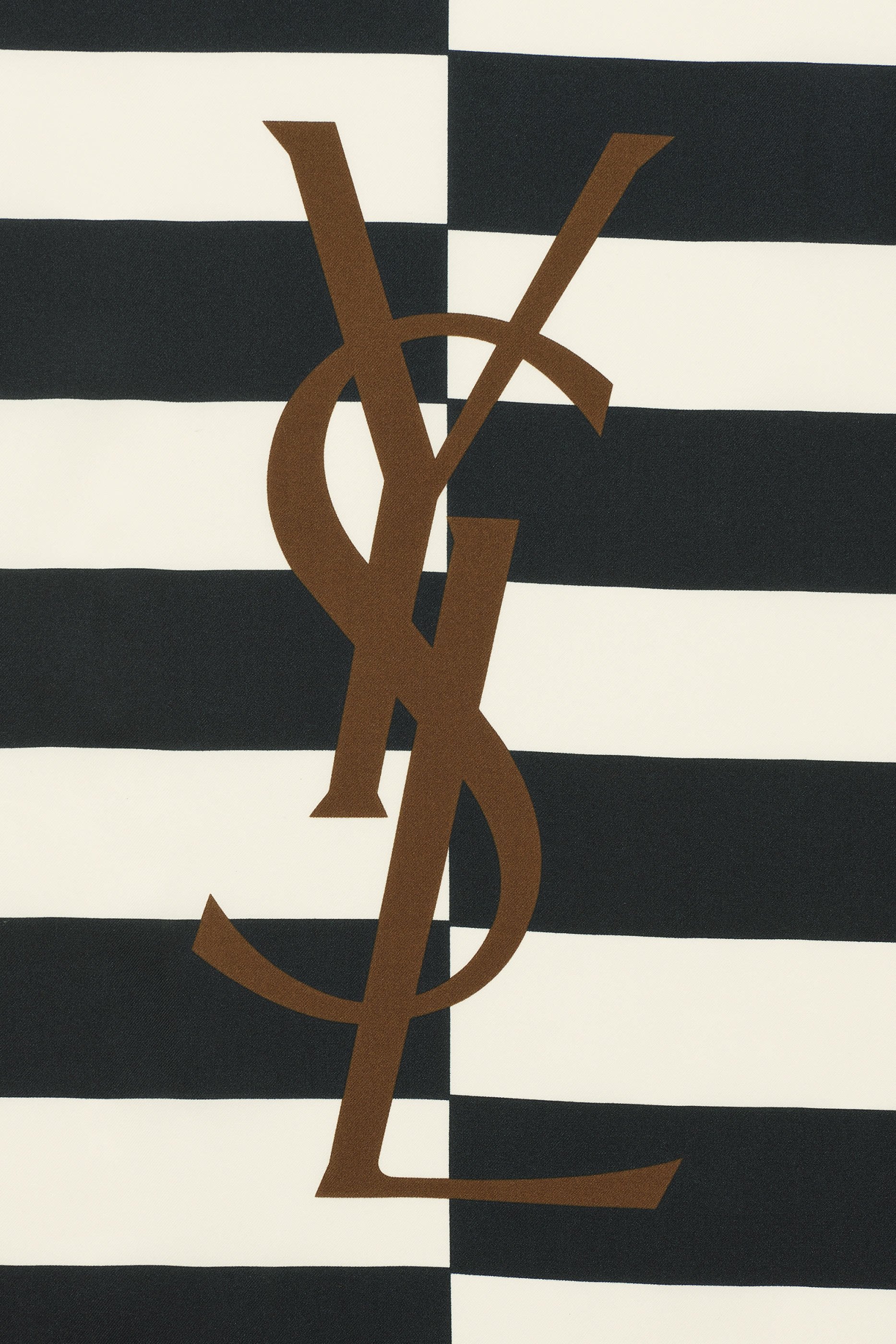 وشاح بتصميم مربع حرير تويل