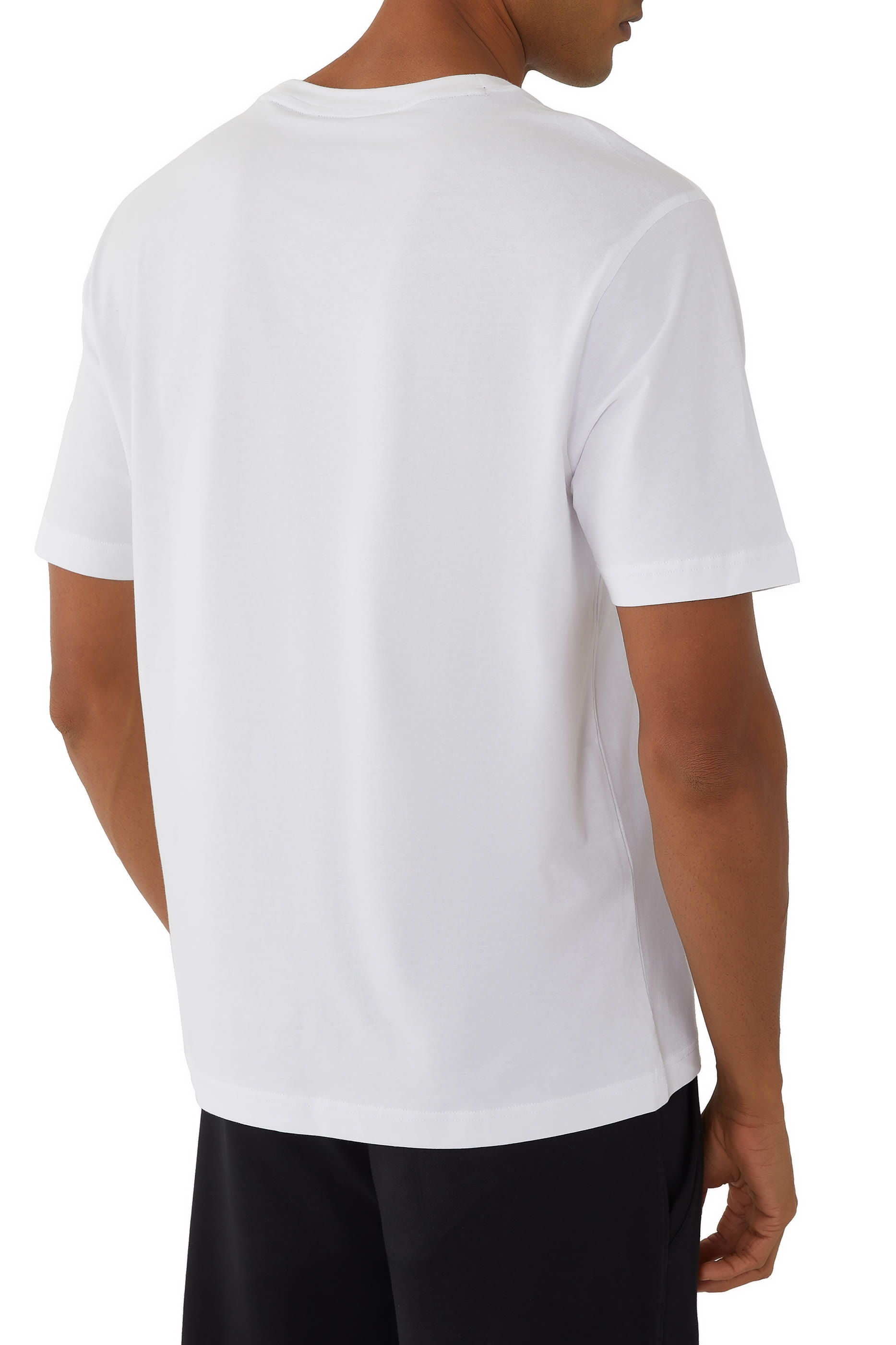 تيشيرت xدبي هالا بياقة ضيقة