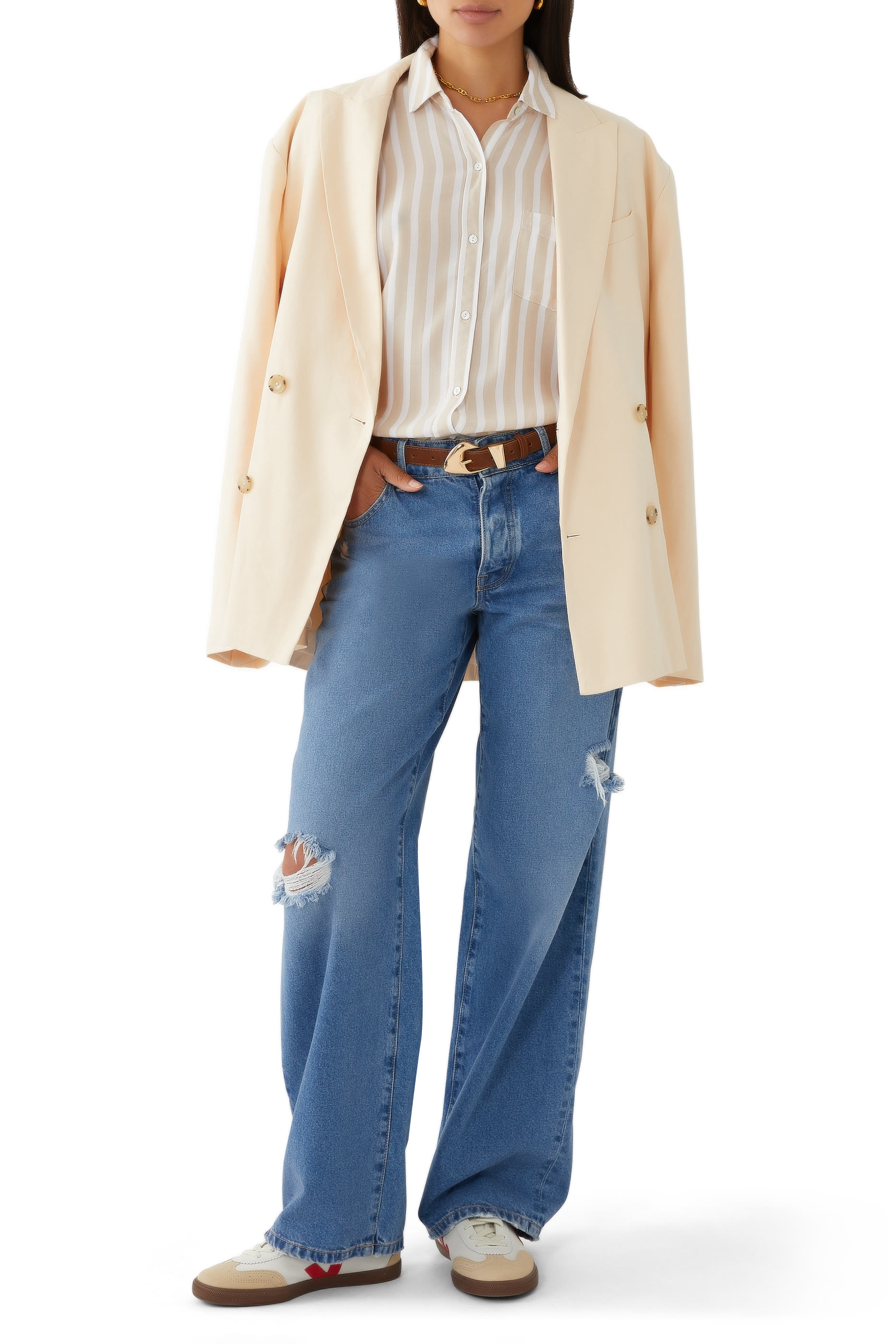 قميص مخطط بأكمام طويلة