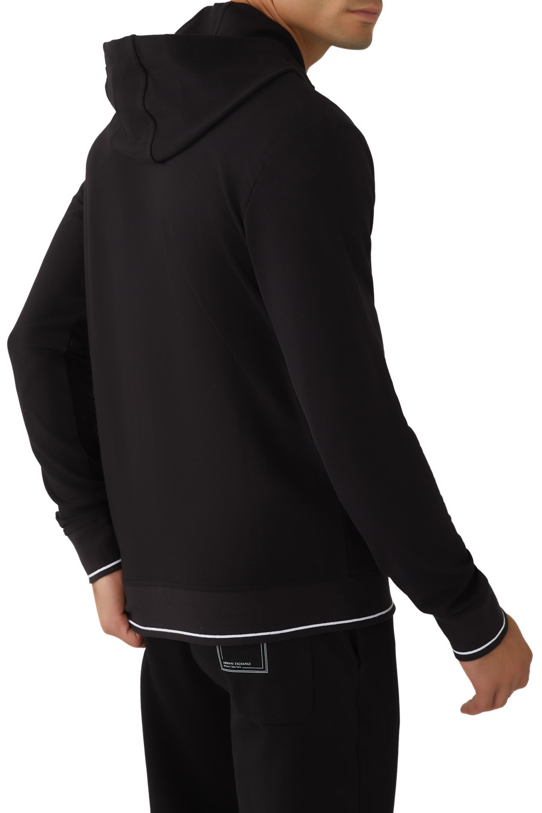 هودي بسحاب وطبعة شعار الماركة