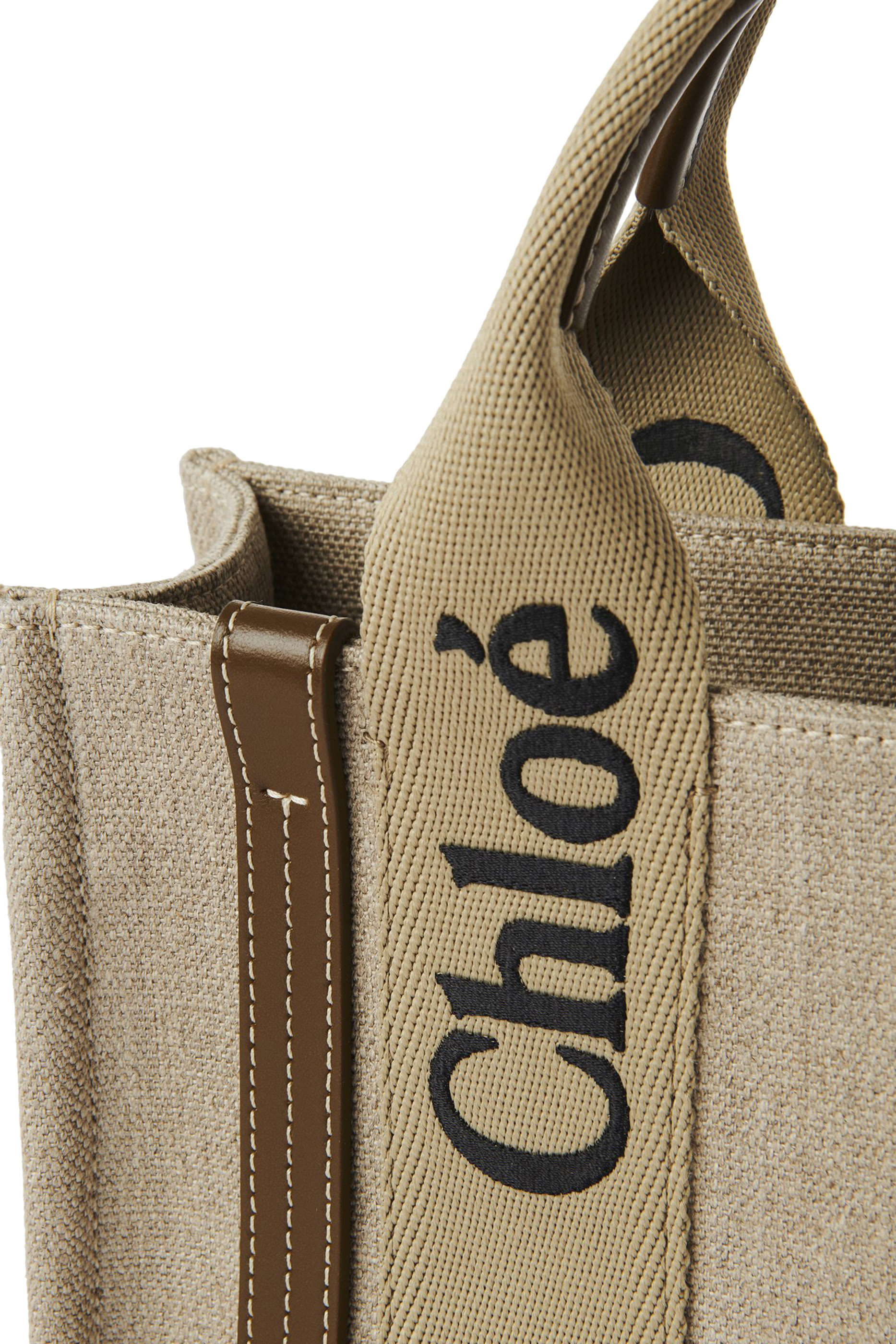 حقيبة يد وودي صغيرة