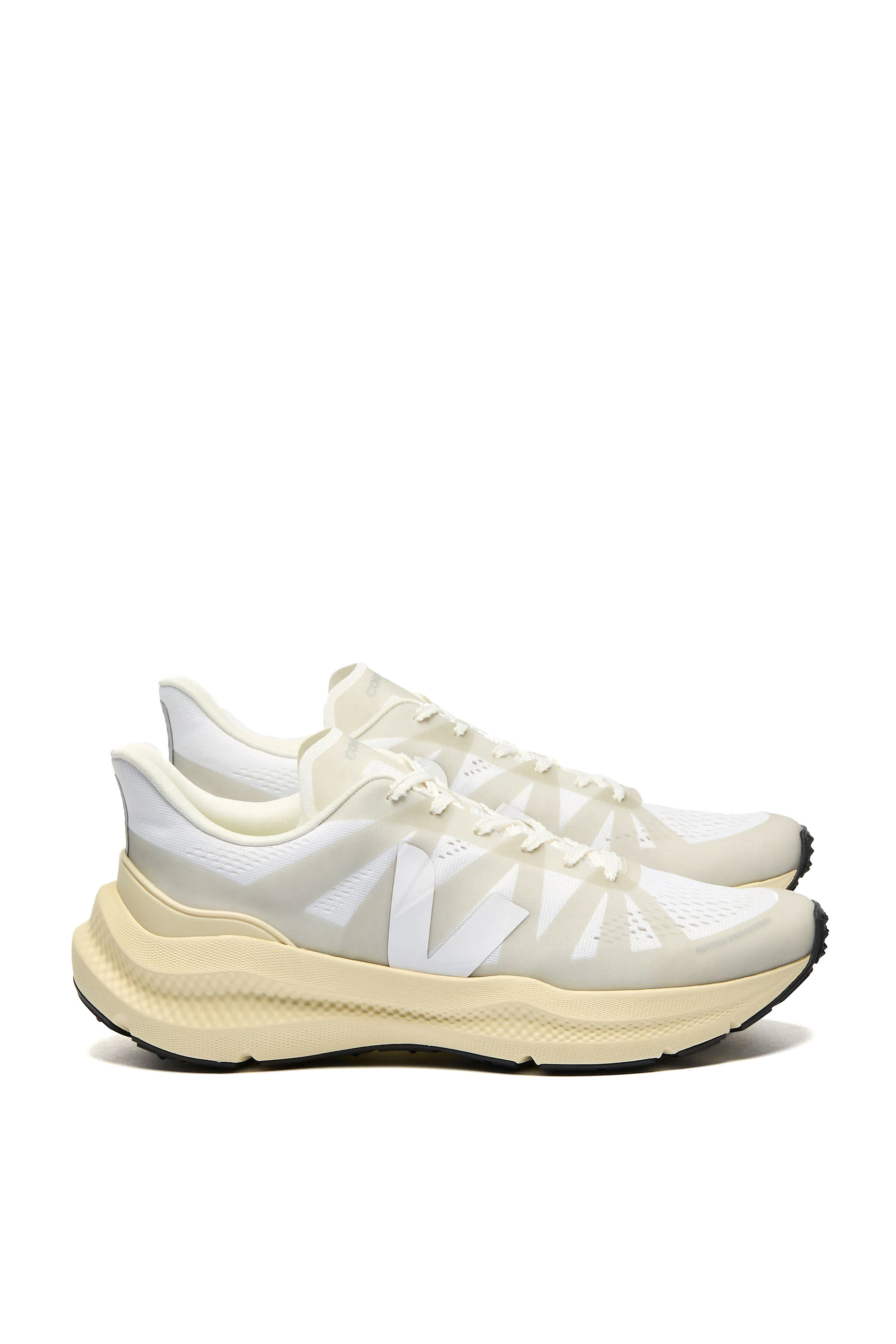 سنيكرز كوندور 3 أدفانسد قماش شبكي معالج