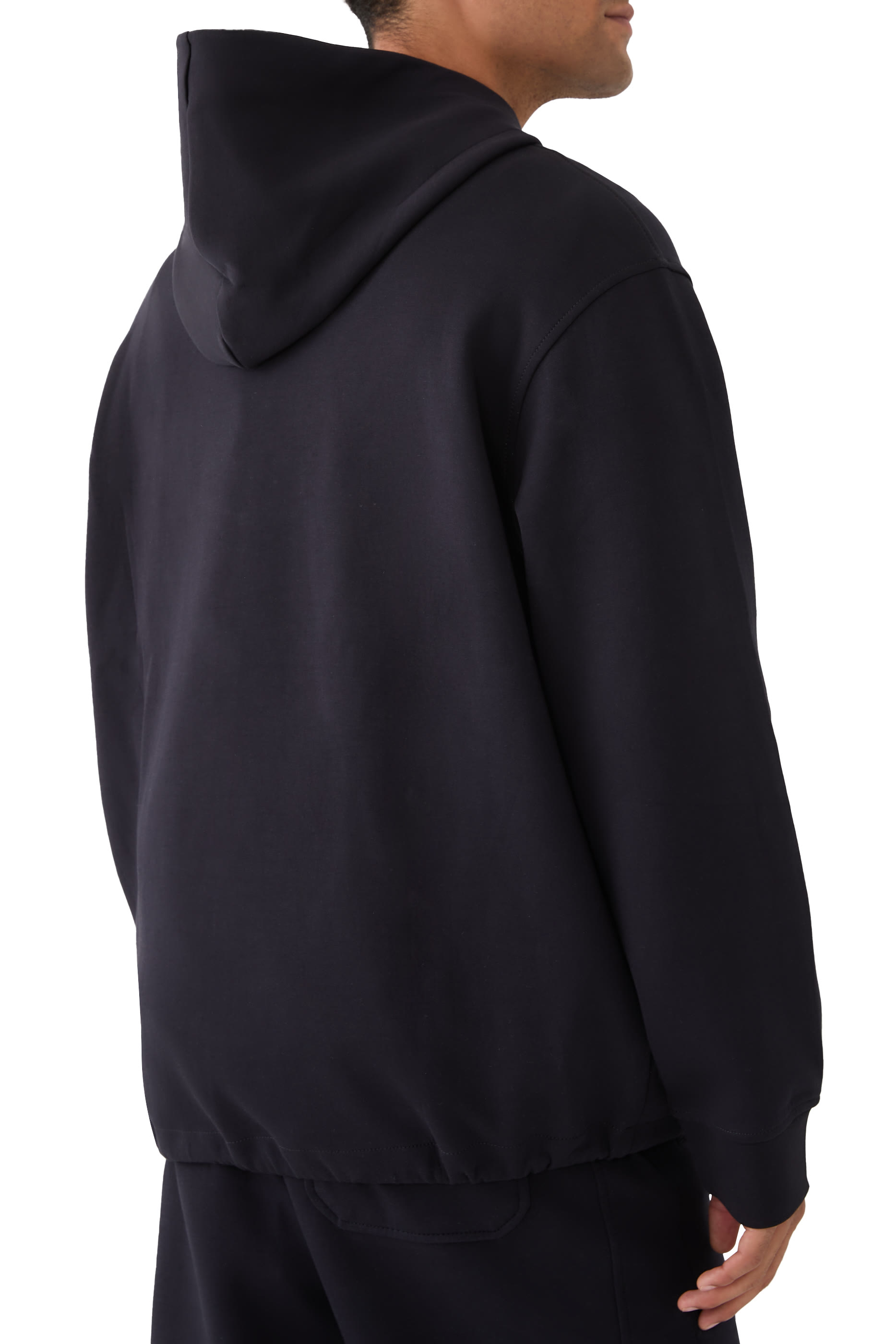 سويت شيرت بشعار الماركة