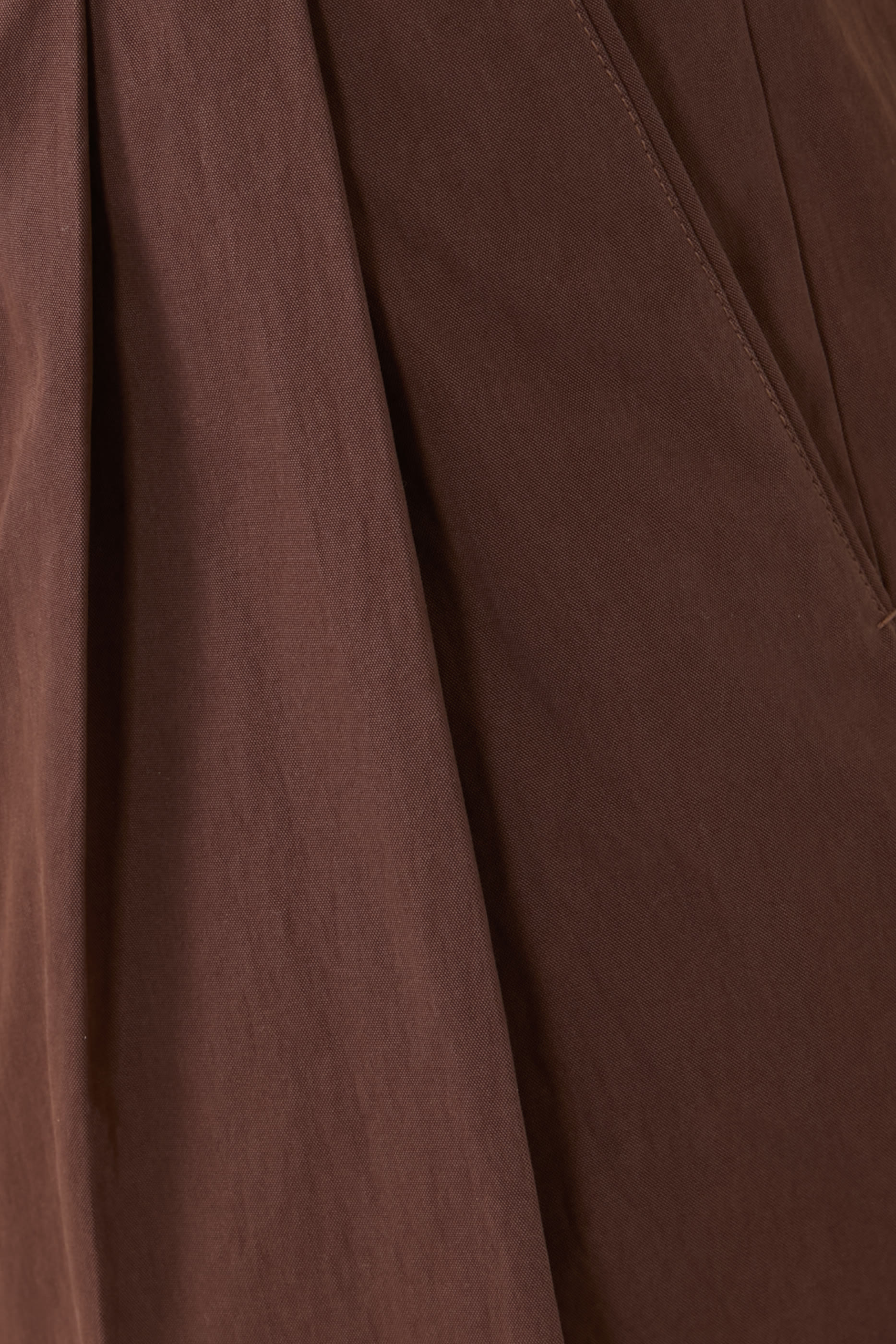 بنطال تيلدا