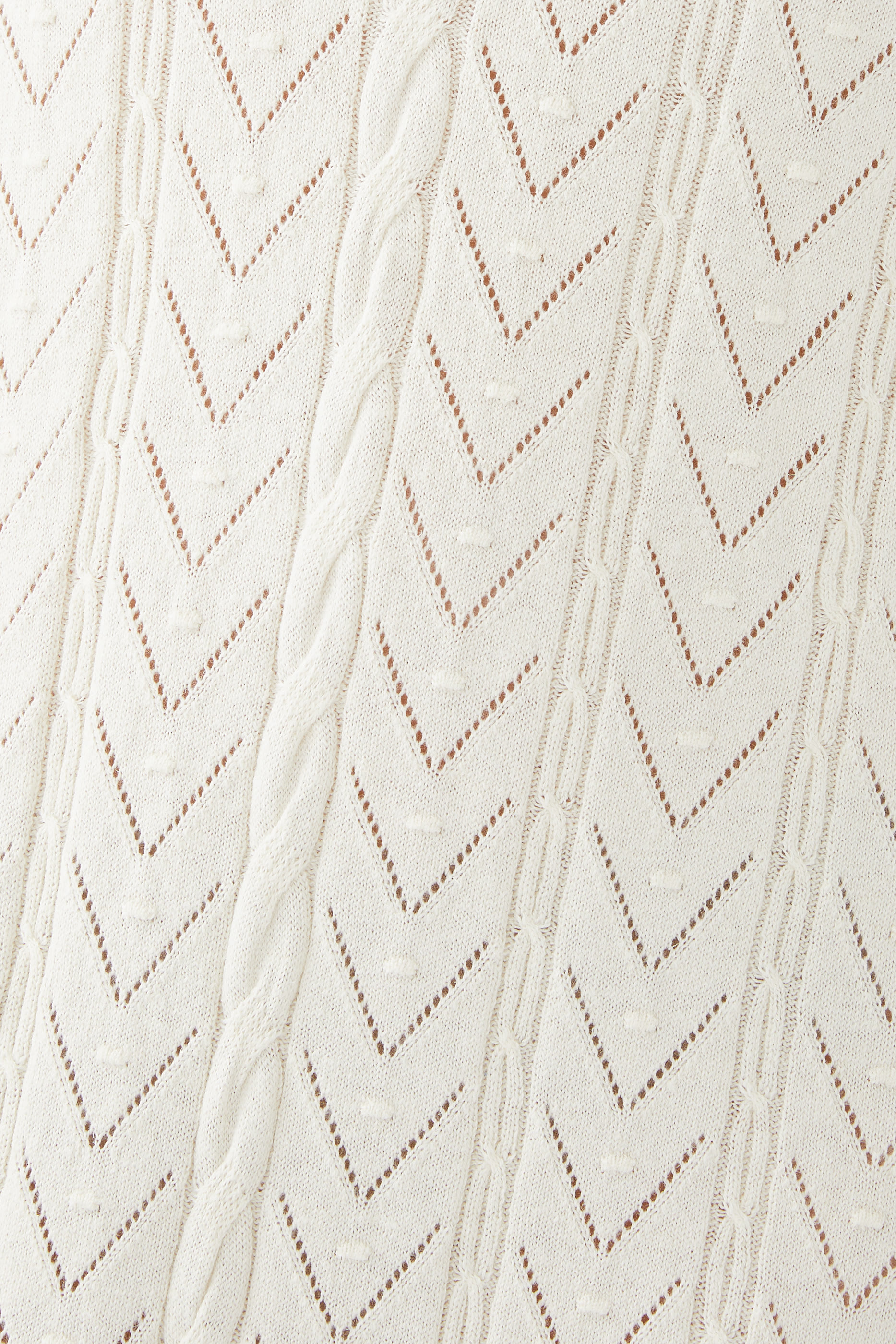 فستان سهرة لو لو منسوج