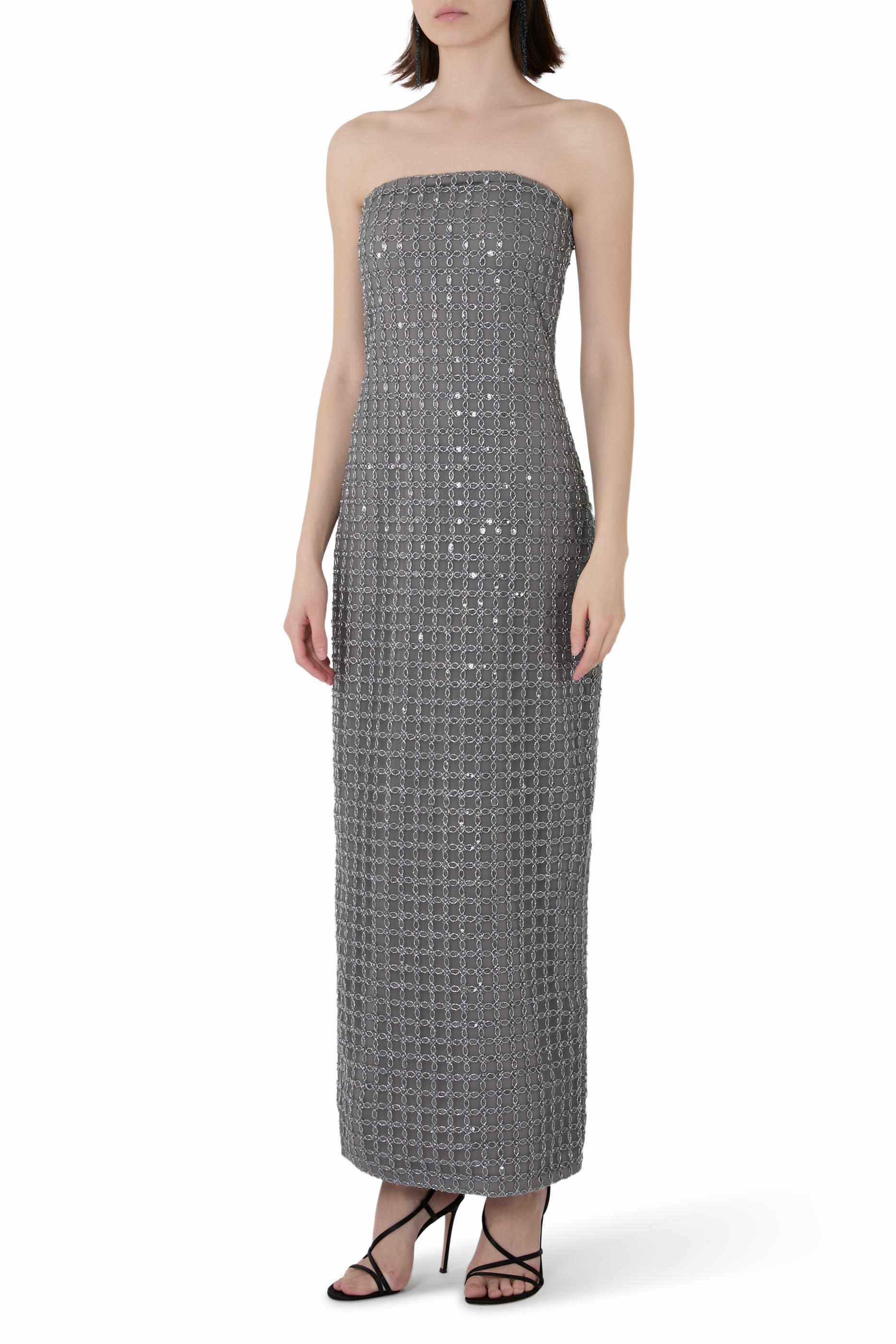 فستان بقصة ضيقة طويلة مزين بخرز