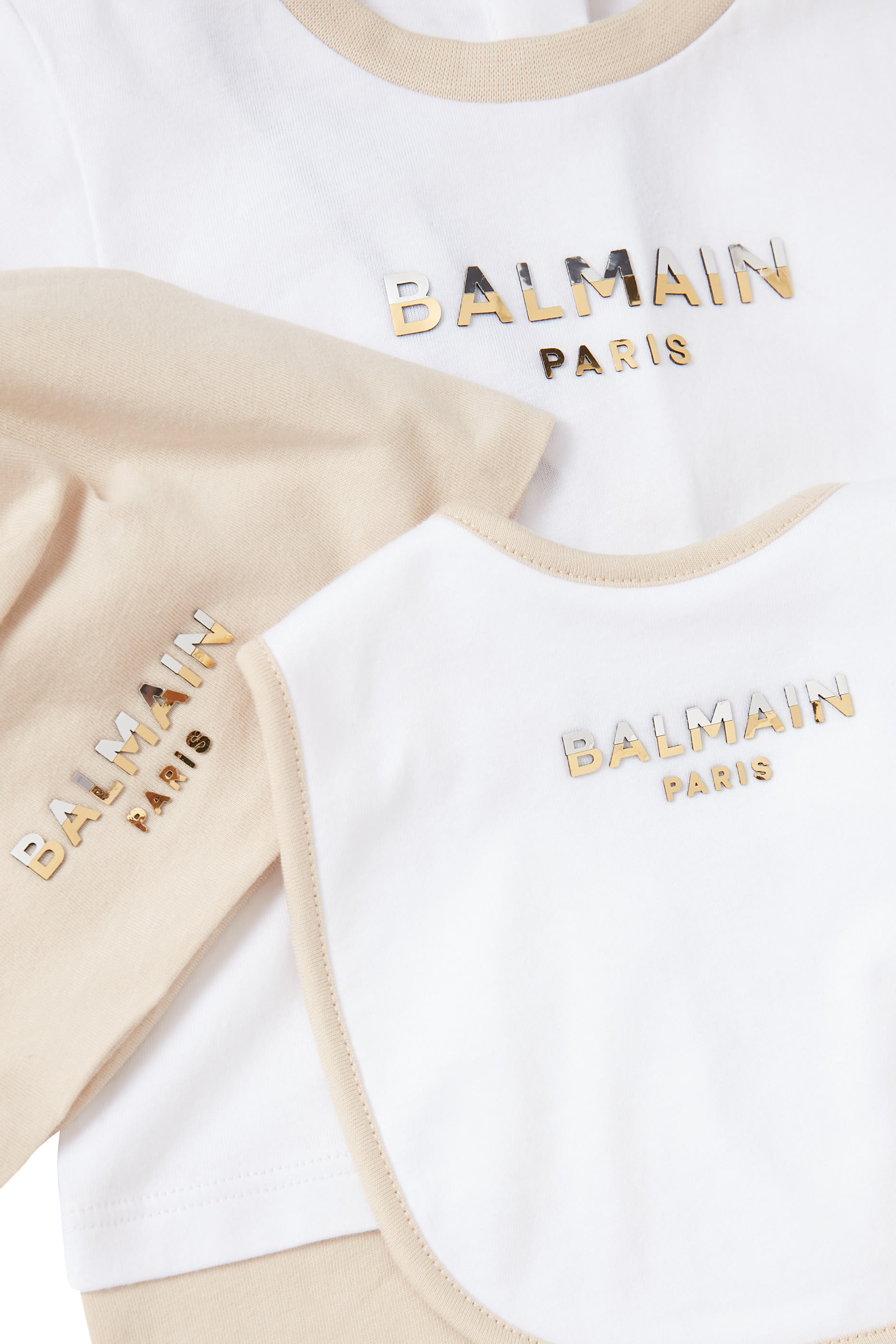 طقم ملابس للرضع