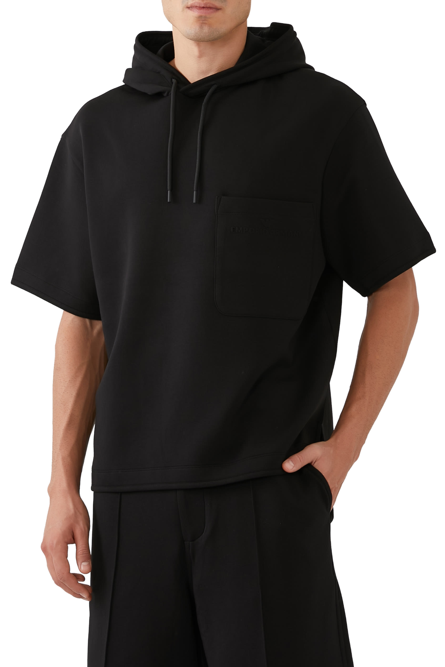 سويت شيرت بشعار الماركة بحجم صغير