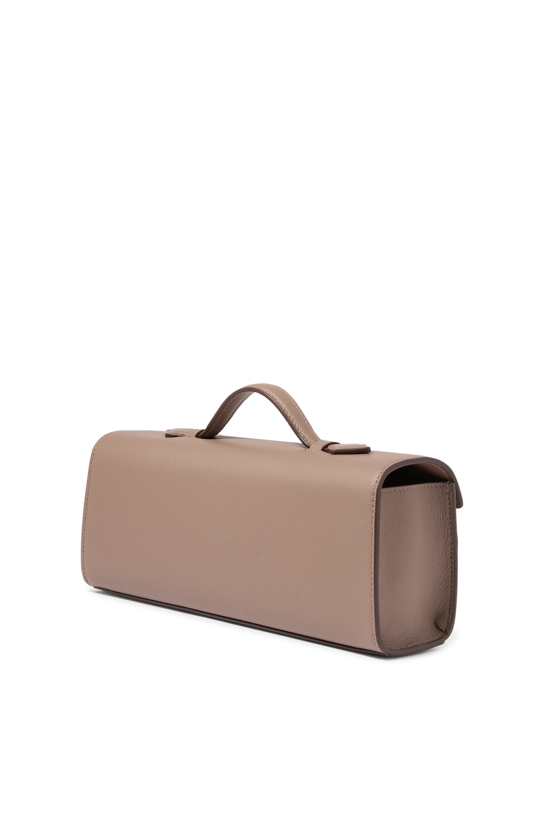 حقيبة بوشيت رفيعة بتصميم غير متماثل