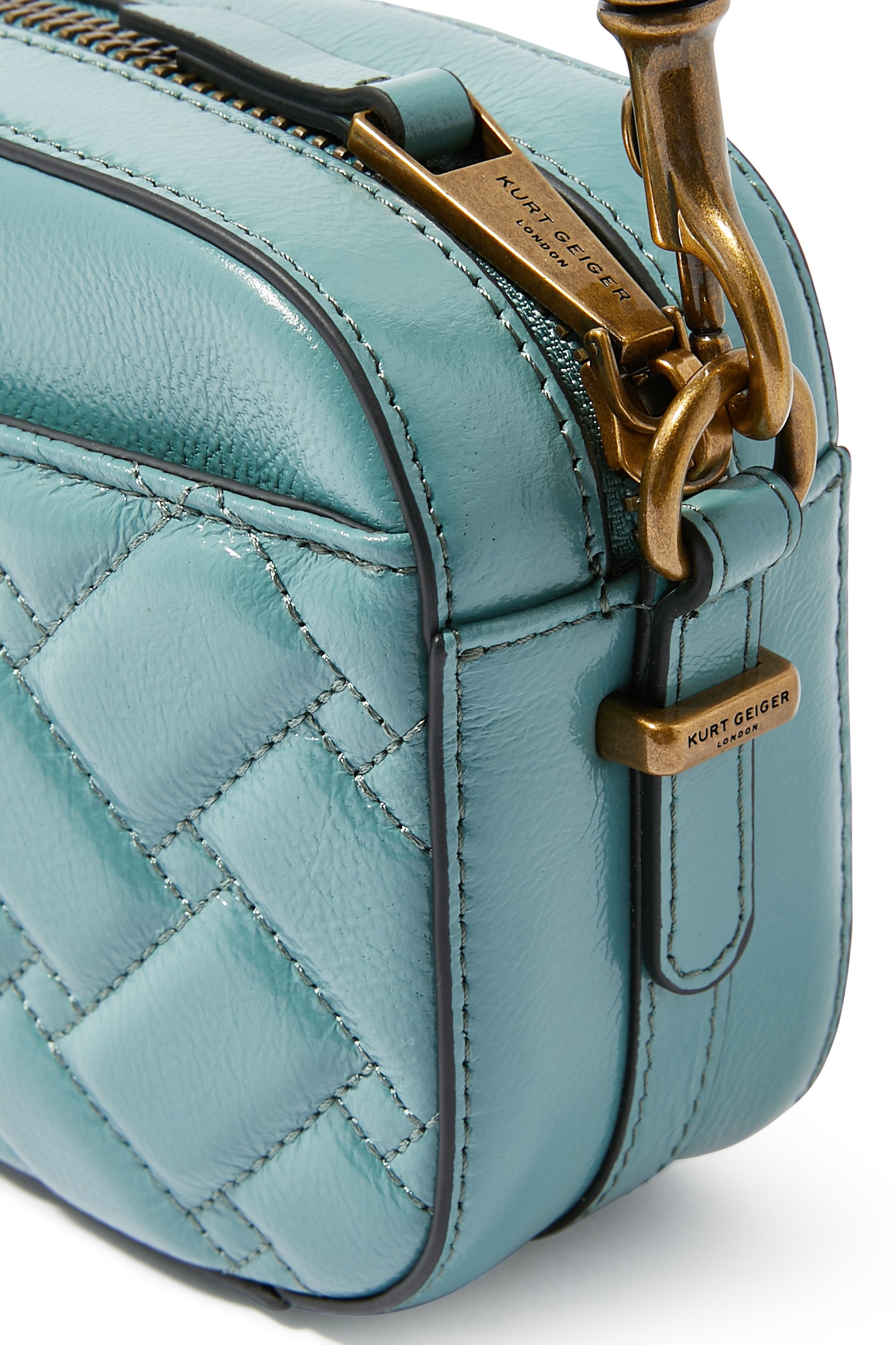 حقيبة كاميرا كنسينغتون صغيرة بتصميم محفظة