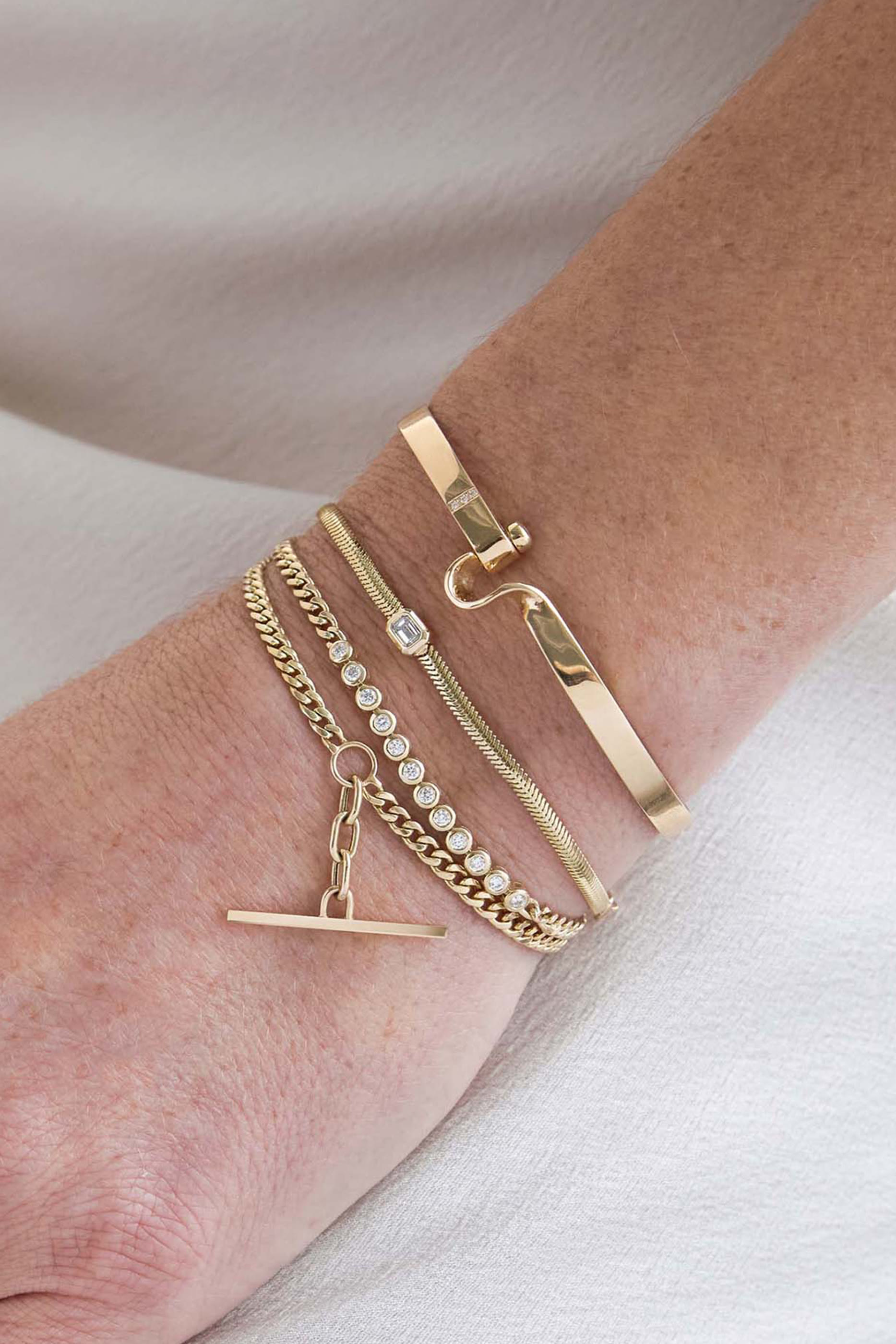 سوار تنس بسلسلة بحلقات سميكة وجزء مرصع بالماس، ذهب أصفر عيار 14