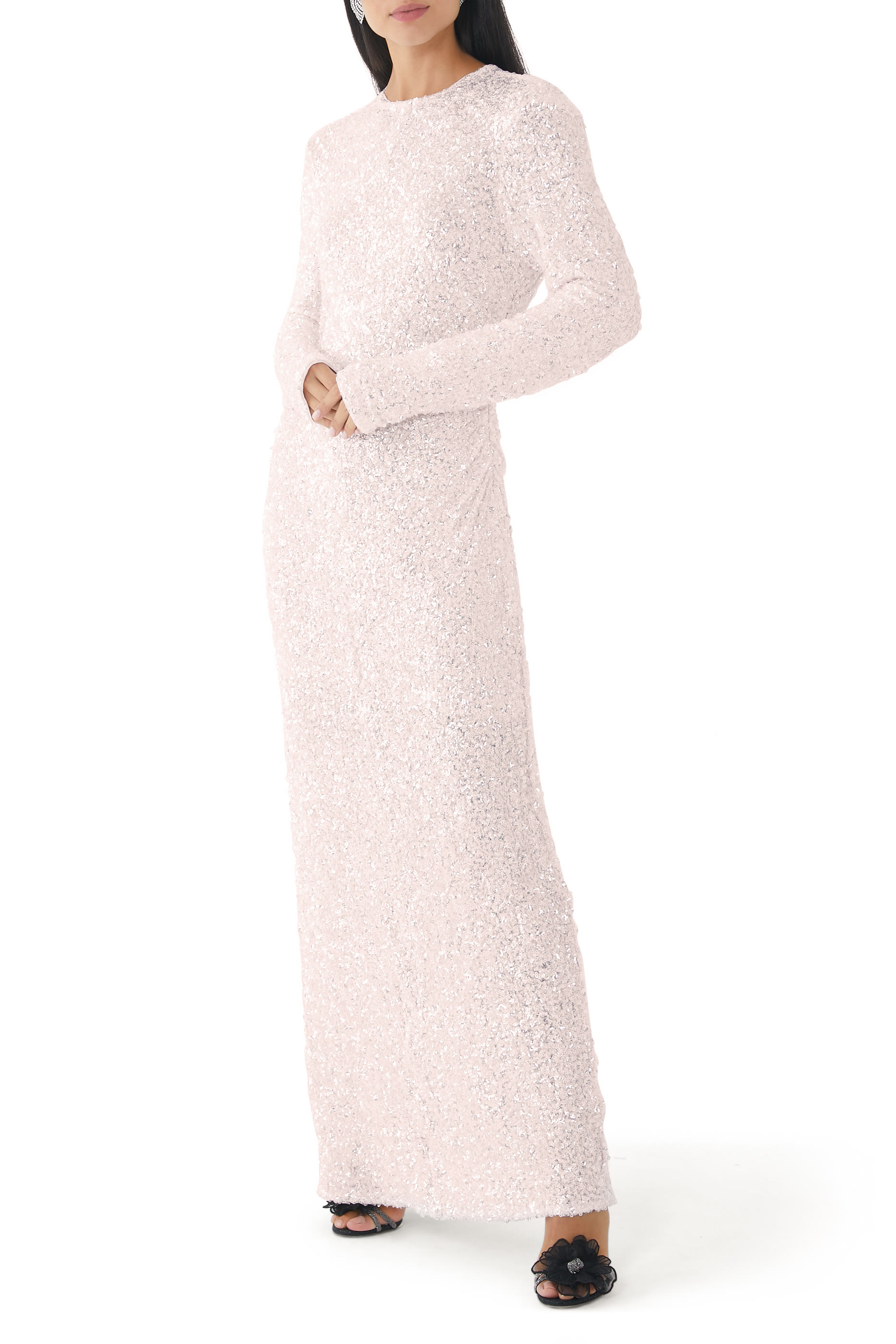 فستان طويل مطرز بترتر بارز الملمس