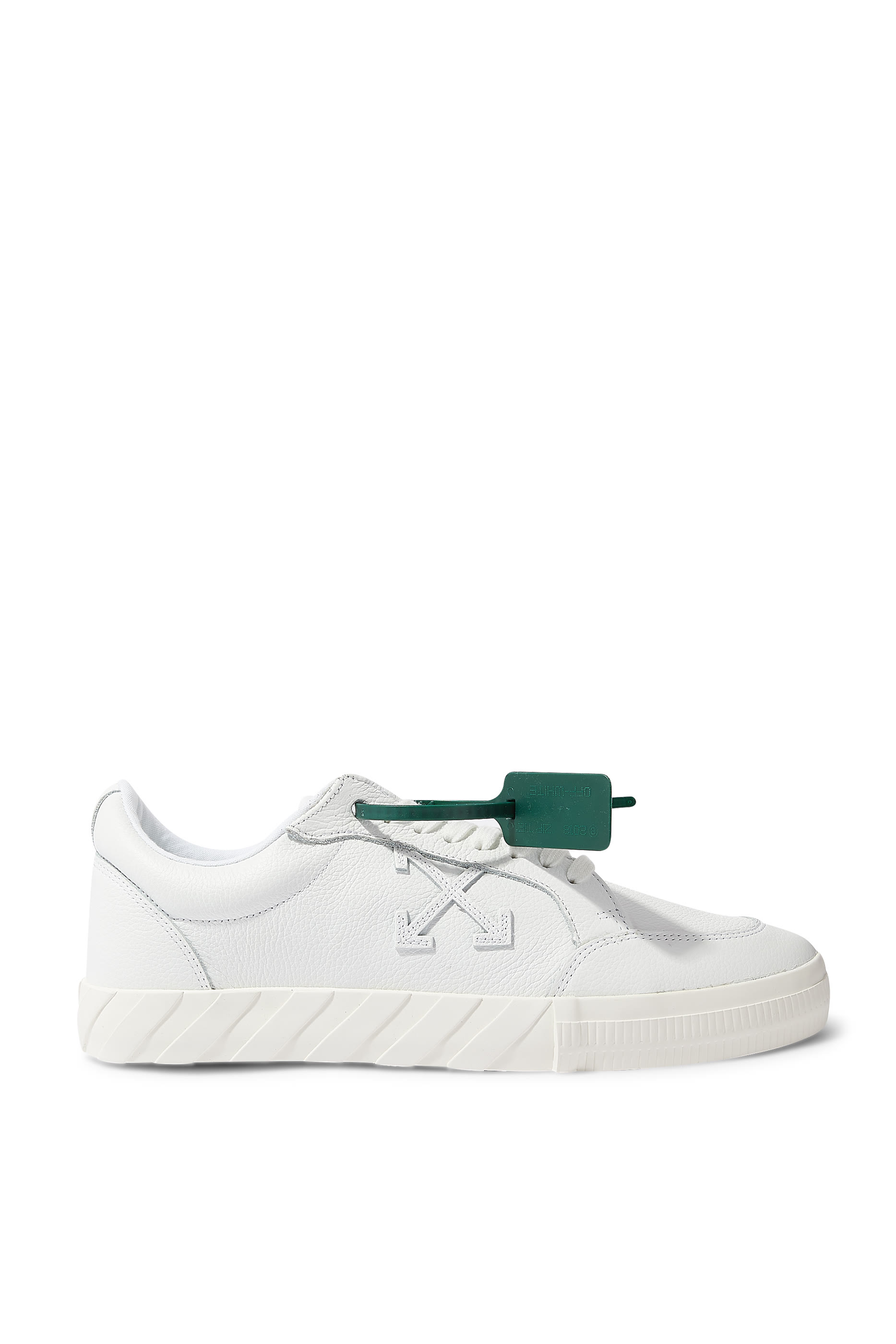 سنيكرز بشعار الماركة أسفل الكاحل