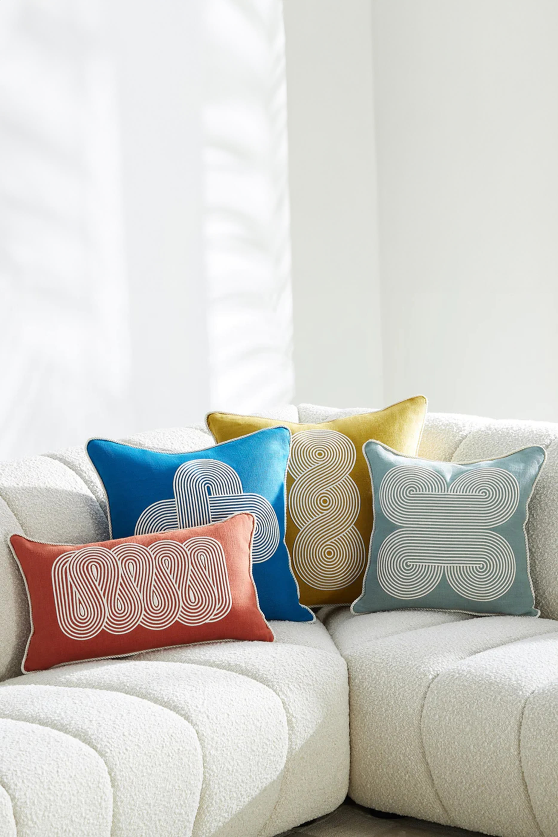 وسادة بومبيدو بلس