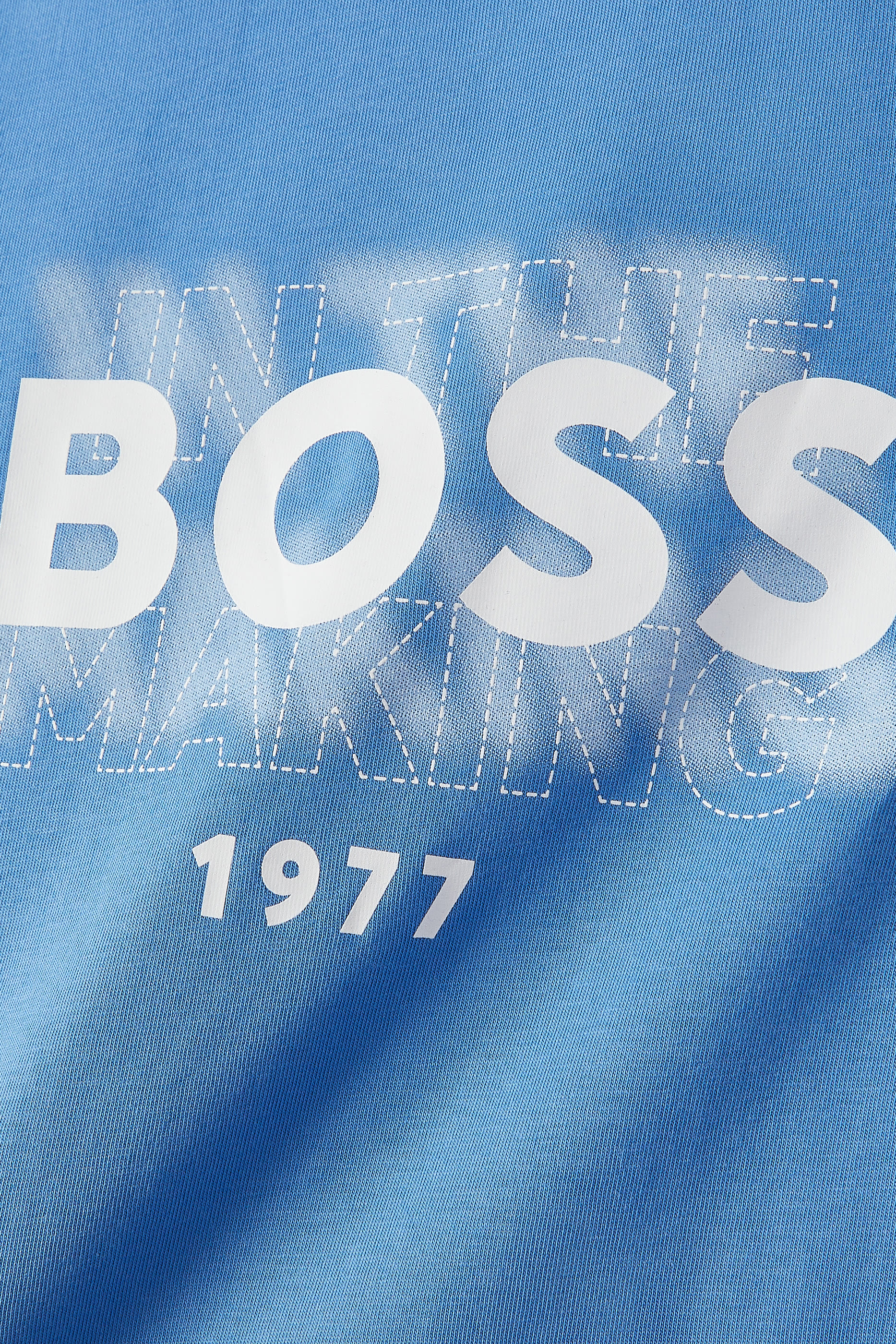 تيشيرت بشعار الماركة للأطفال