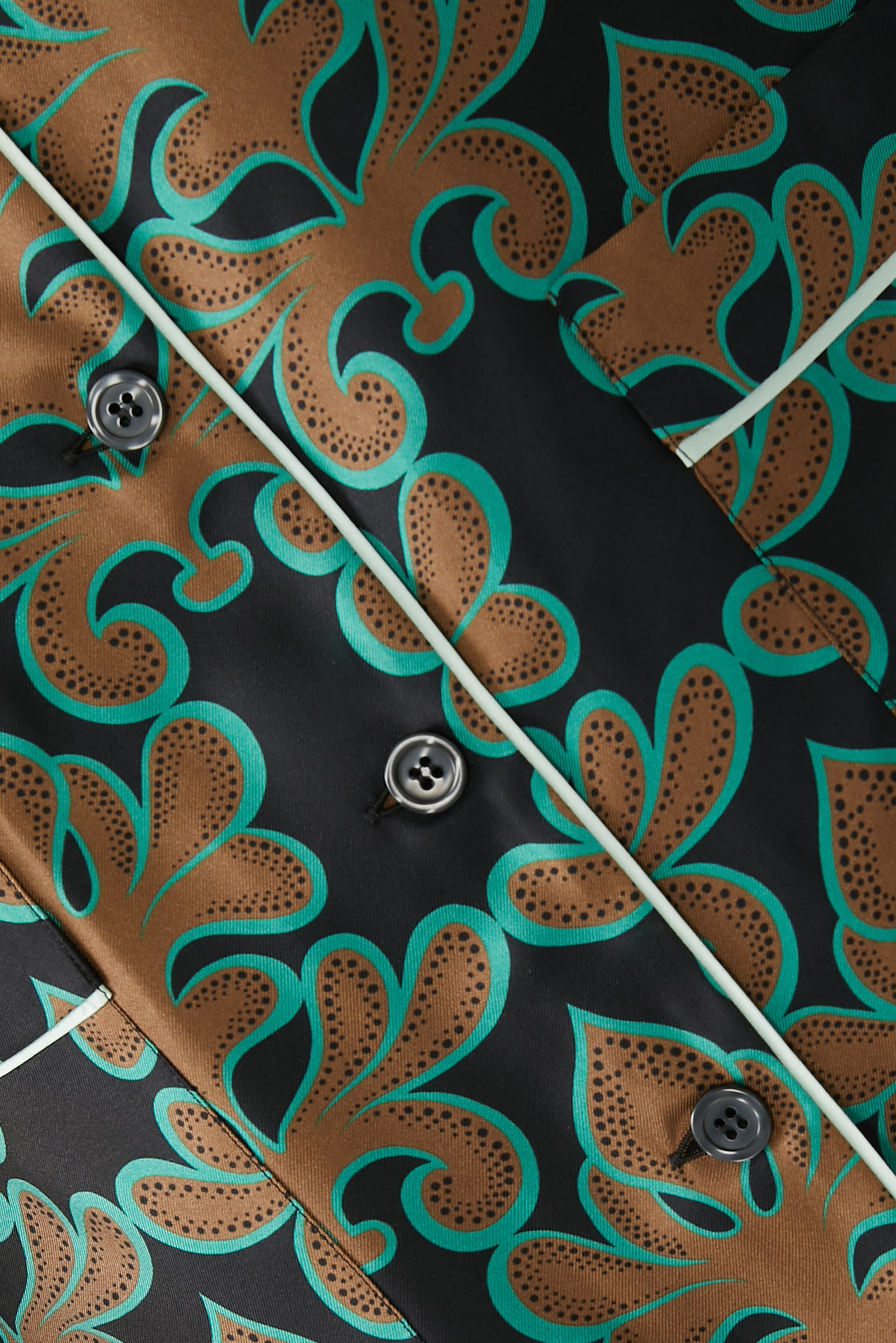 قميص بيجاما